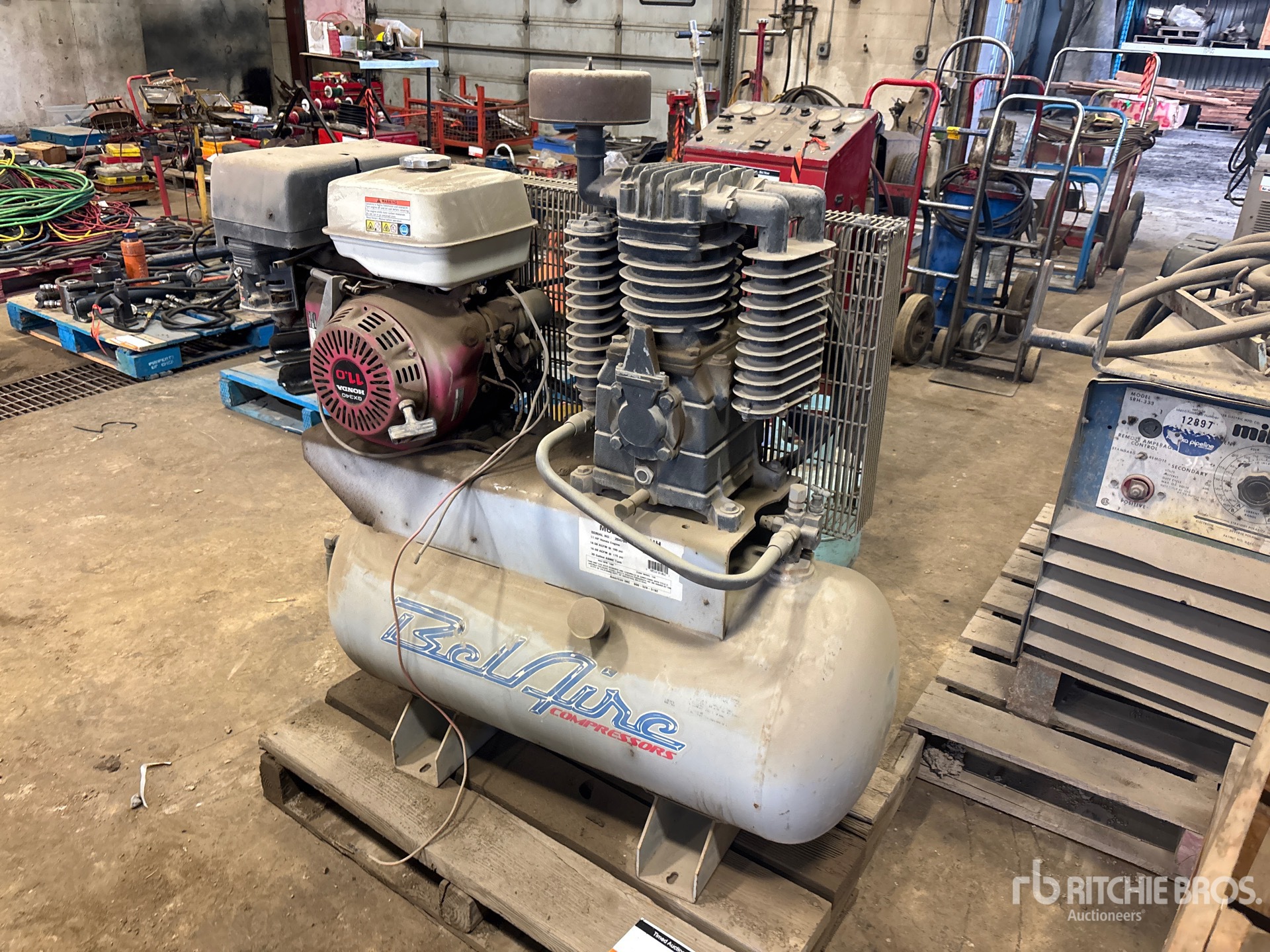 General Appearance with Imagen: esquina delantera izquierda