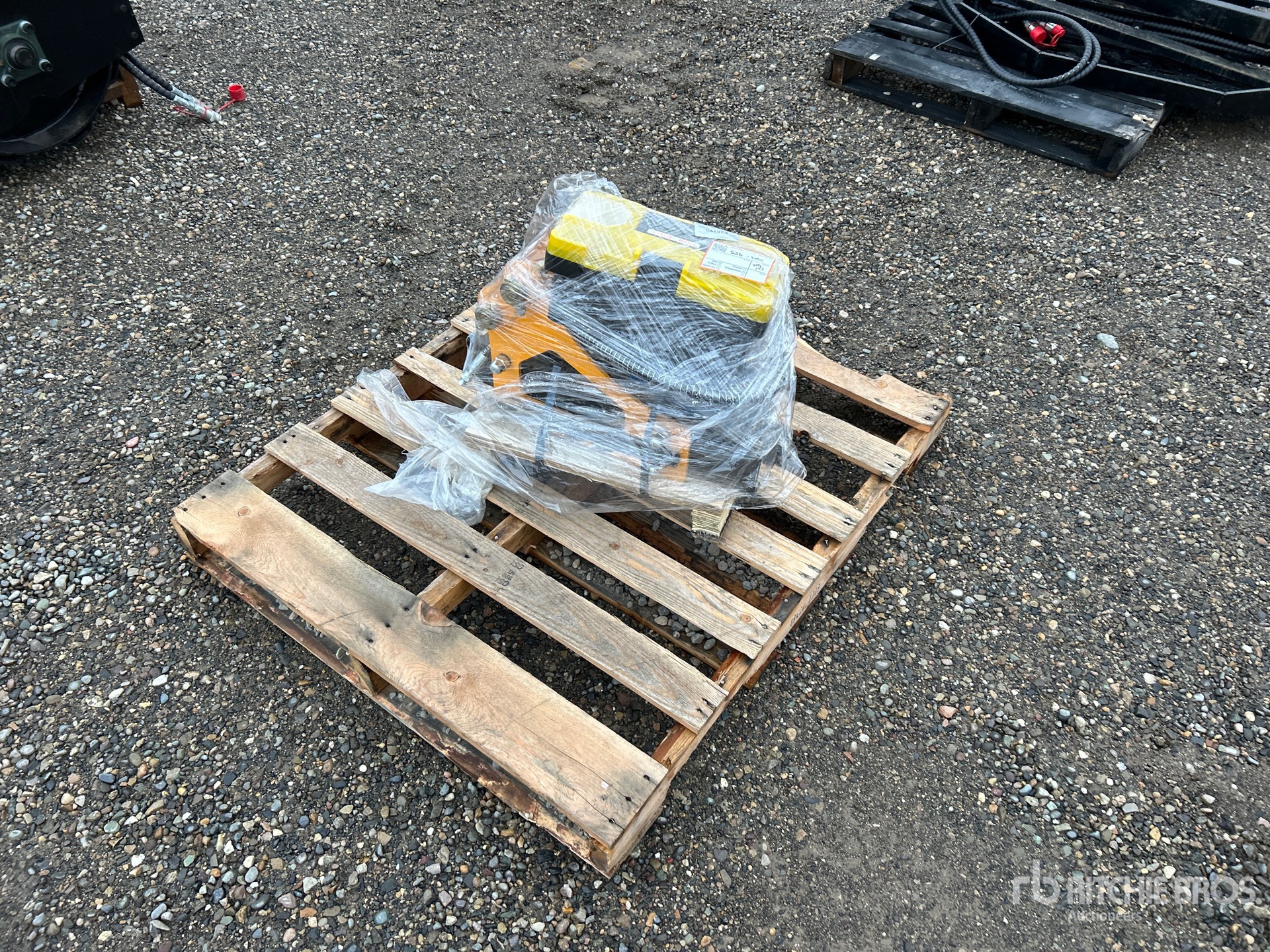 General Appearance with Bild, Ecke hinten rechts