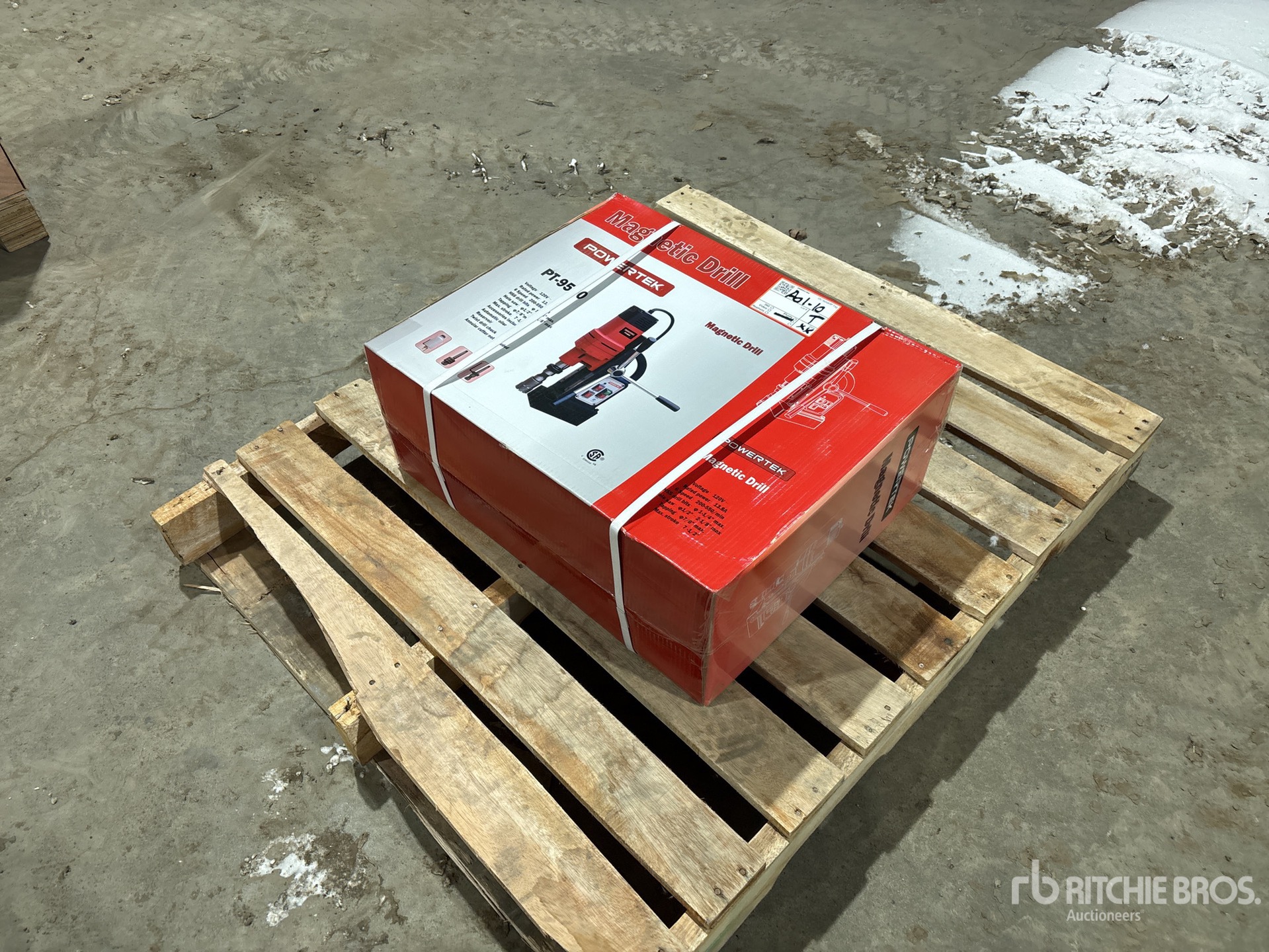 General Appearance with Bild, Ecke vorne links