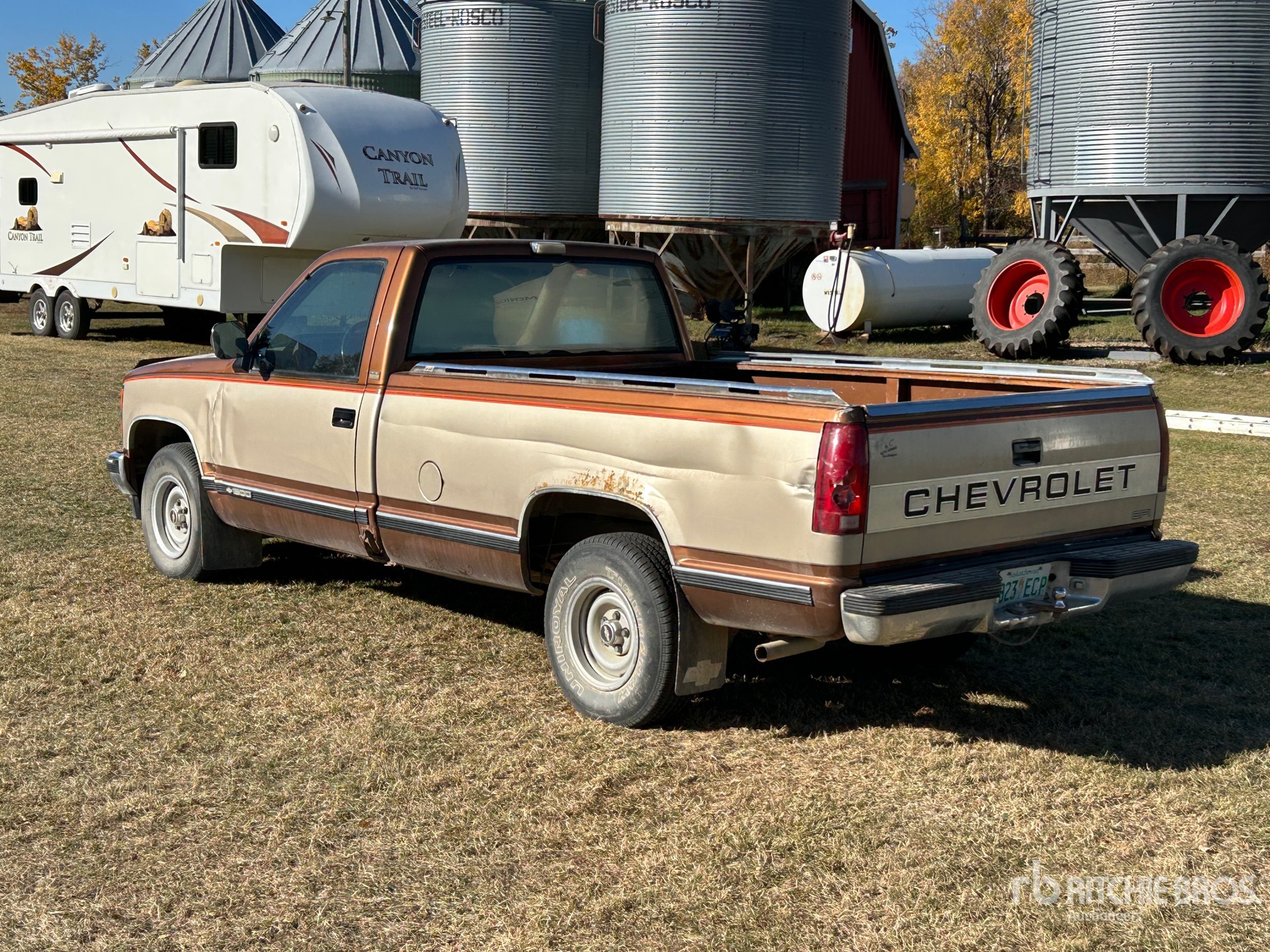 General Appearance with Picture, Left Rear Corner