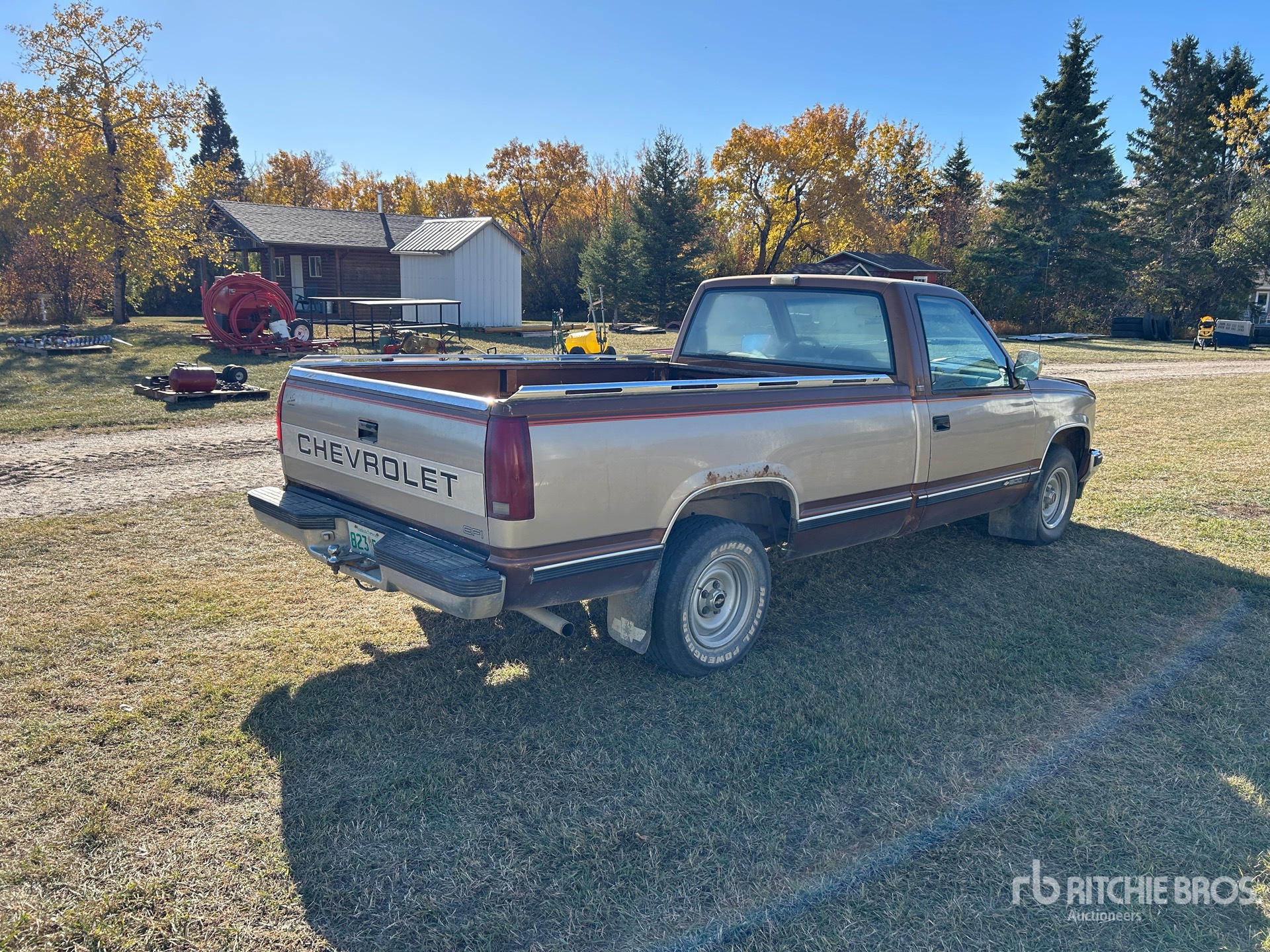 General Appearance with Picture, Right Rear Corner