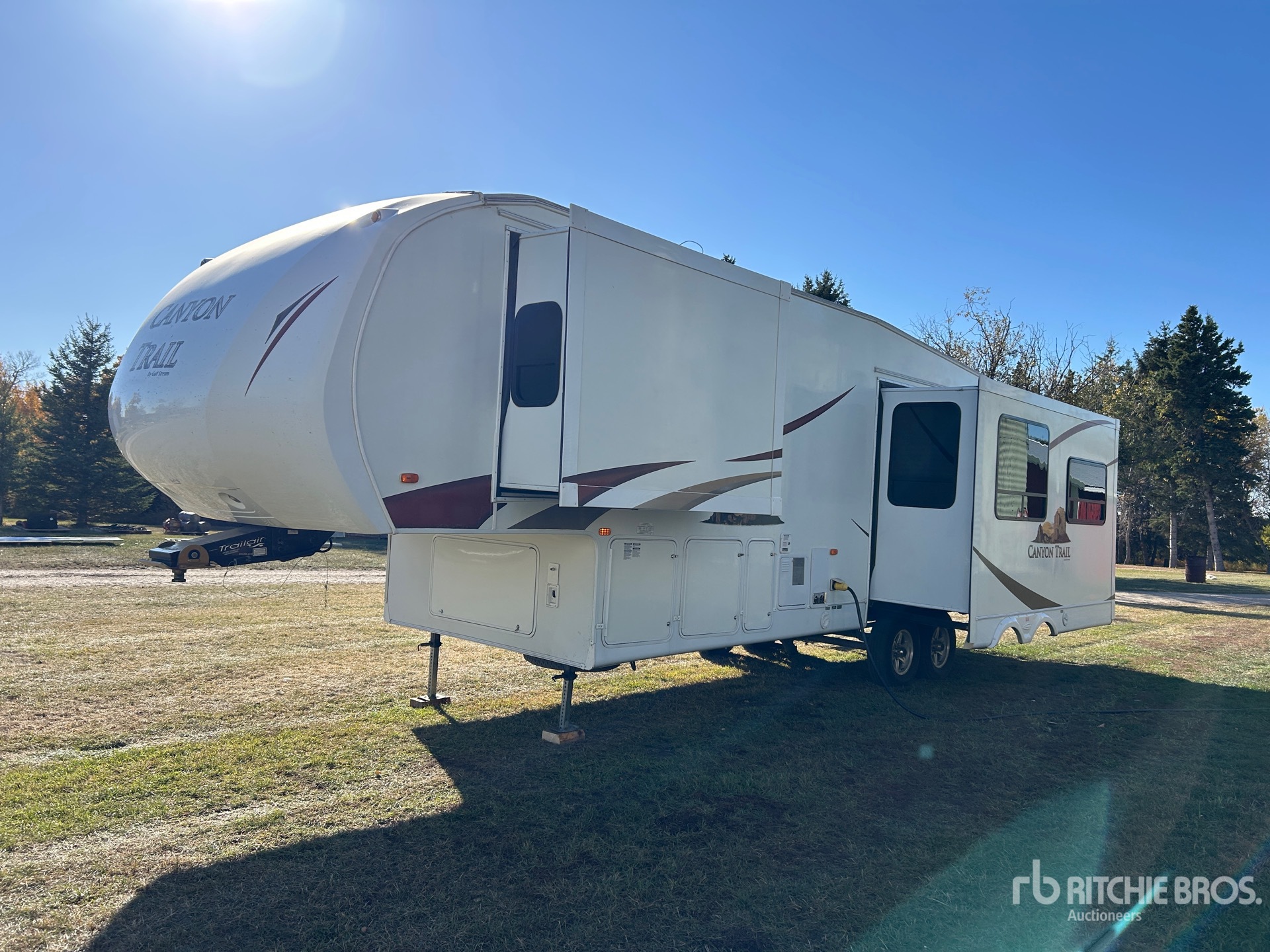 Aspect général with Image, coin avant gauche