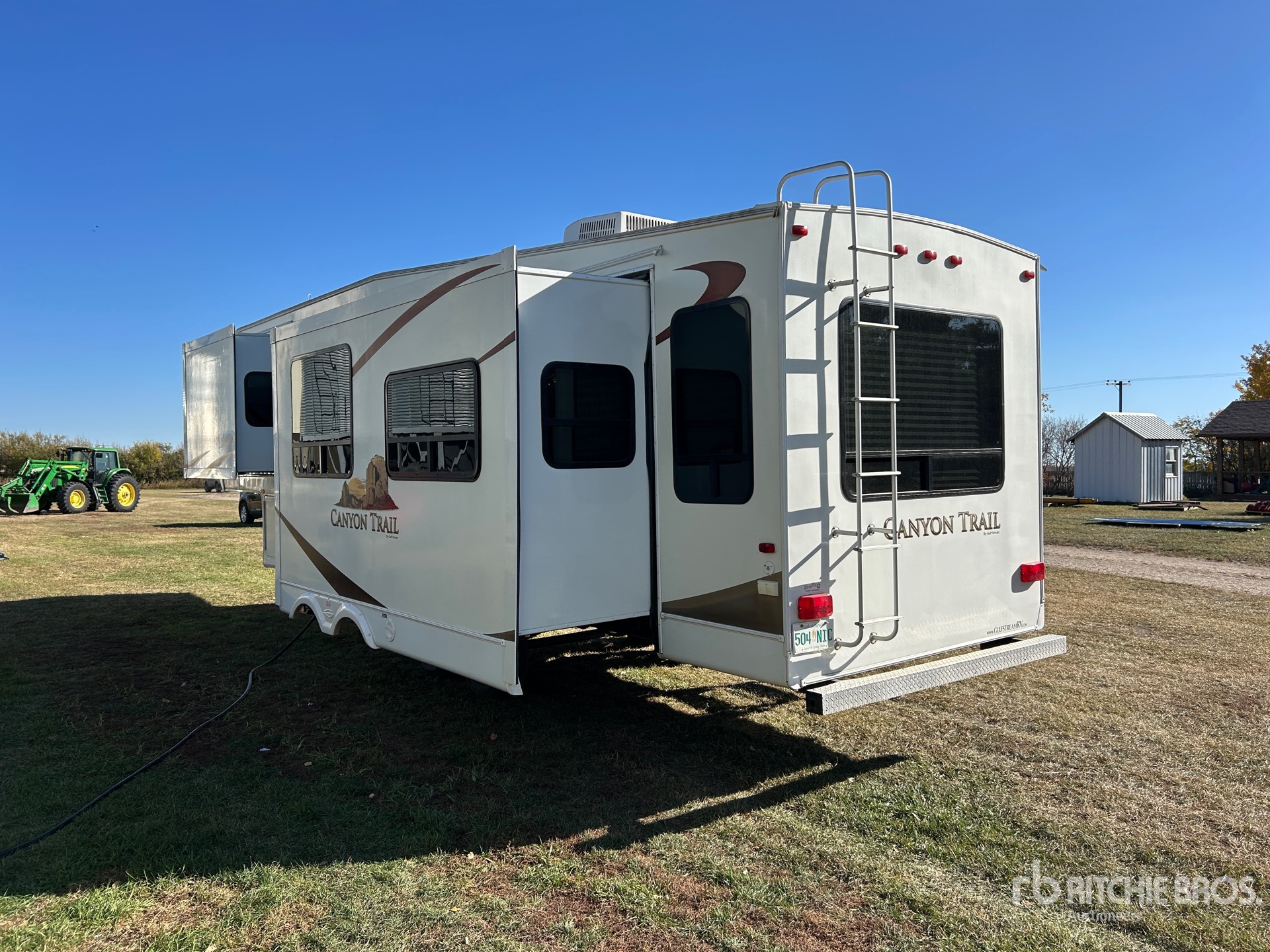 Aspect général with Image, coin arrière gauche