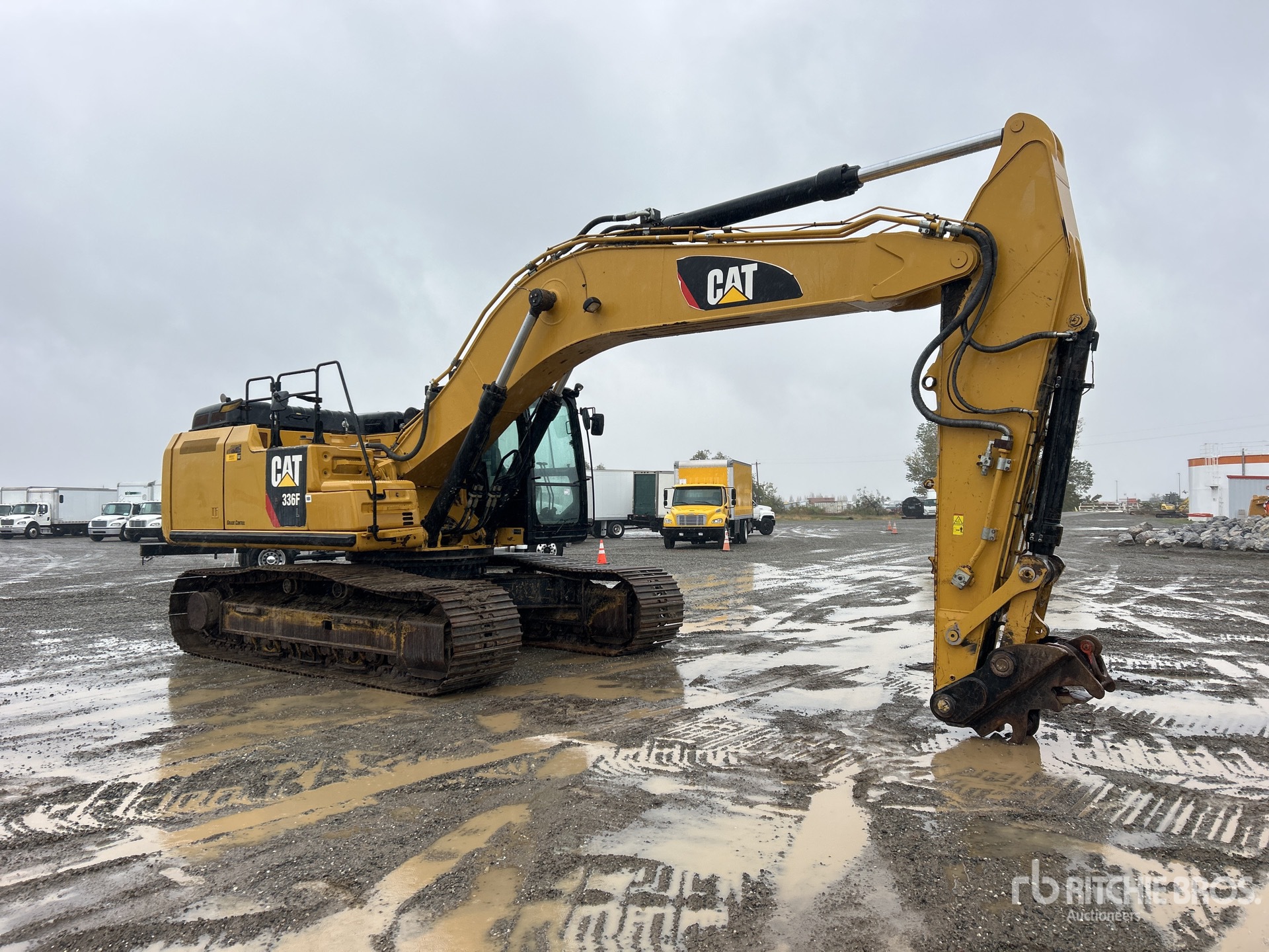 General Appearance with Bild, Ecke vorne rechts