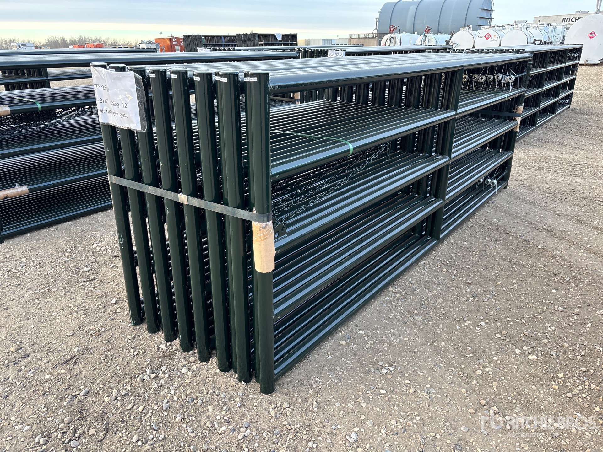 General Appearance with Foto, angolo posteriore sinistro