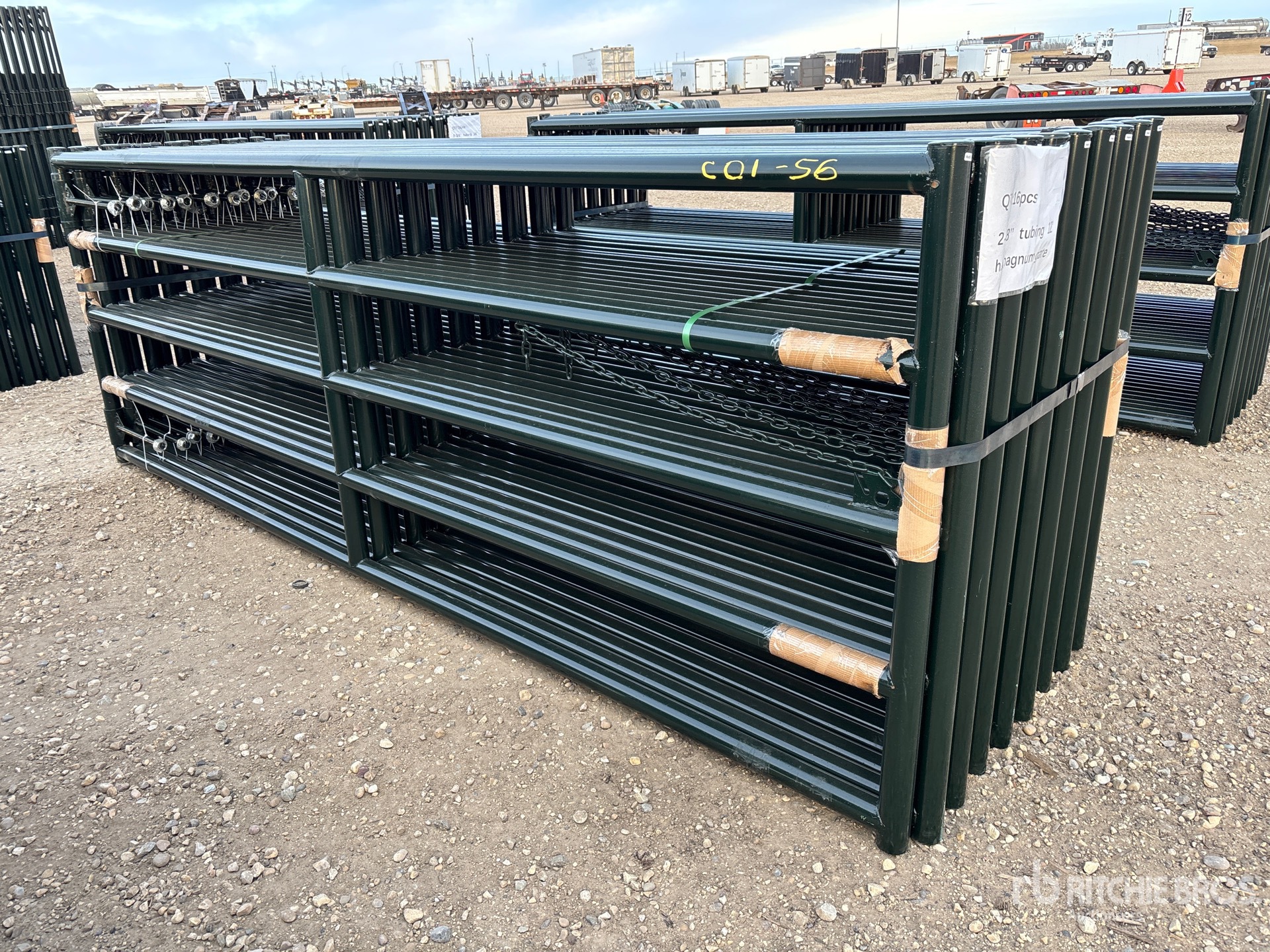 General Appearance with Foto, angolo anteriore sinistro