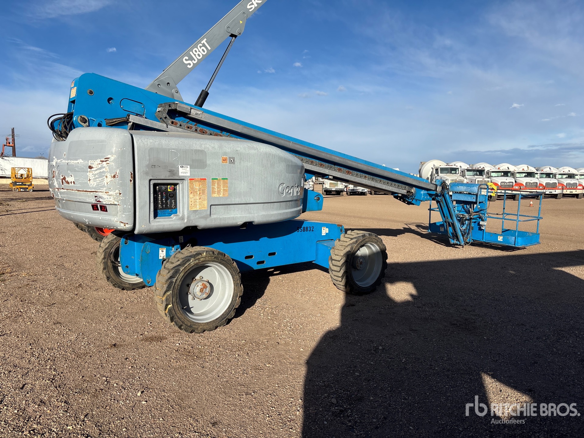 General Appearance with Imagen: esquina trasera derecha