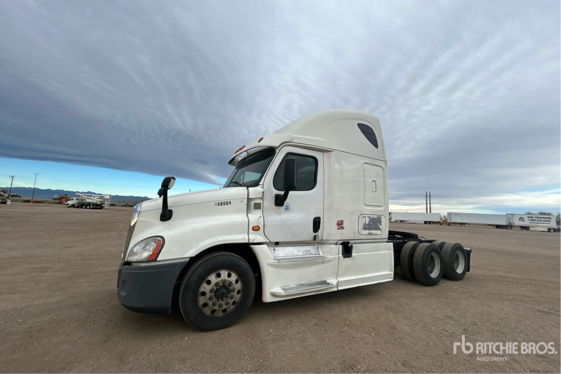 General Appearance with Image, coin avant gauche