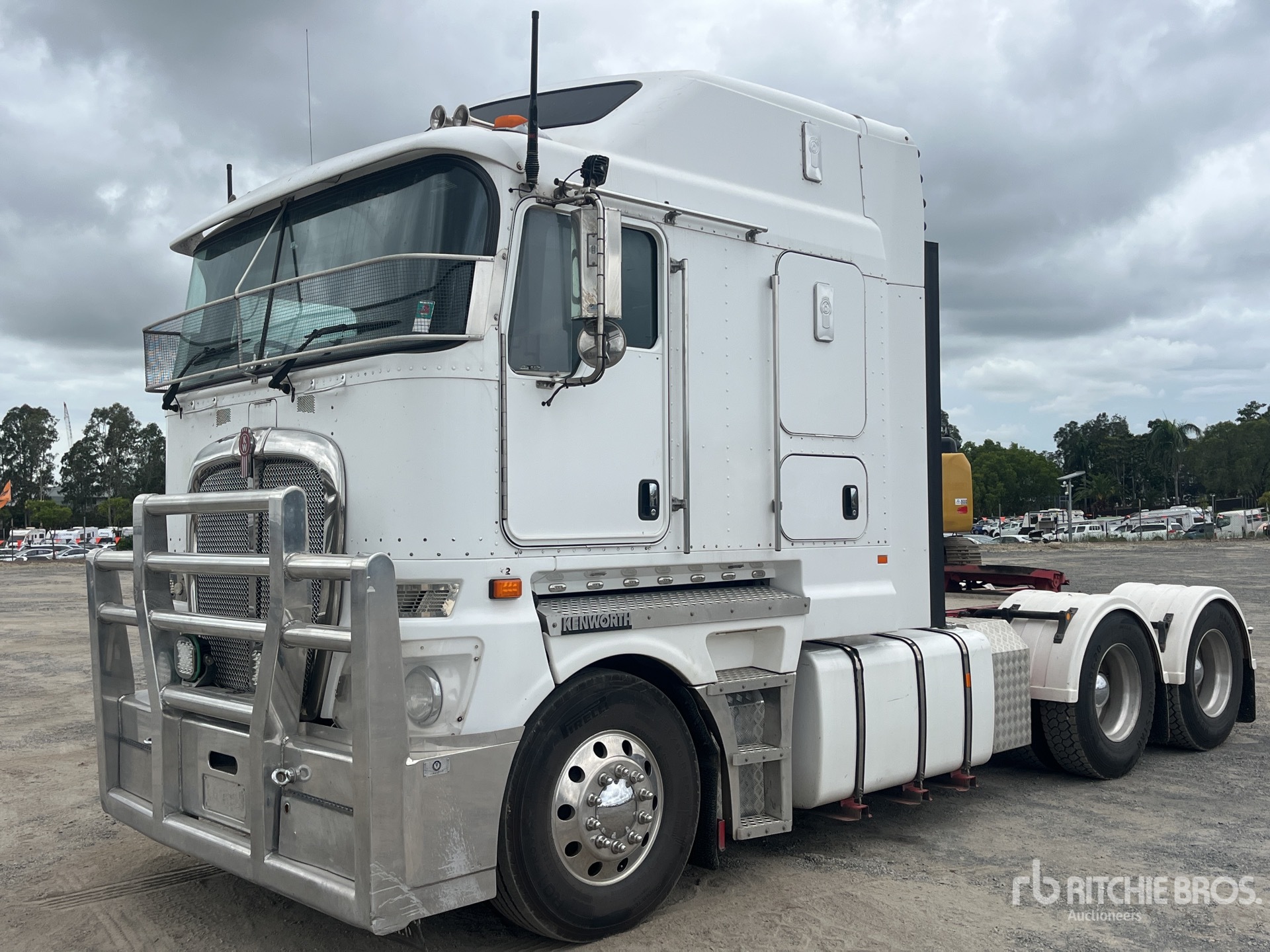 General Appearance with Picture, Right Front Corner