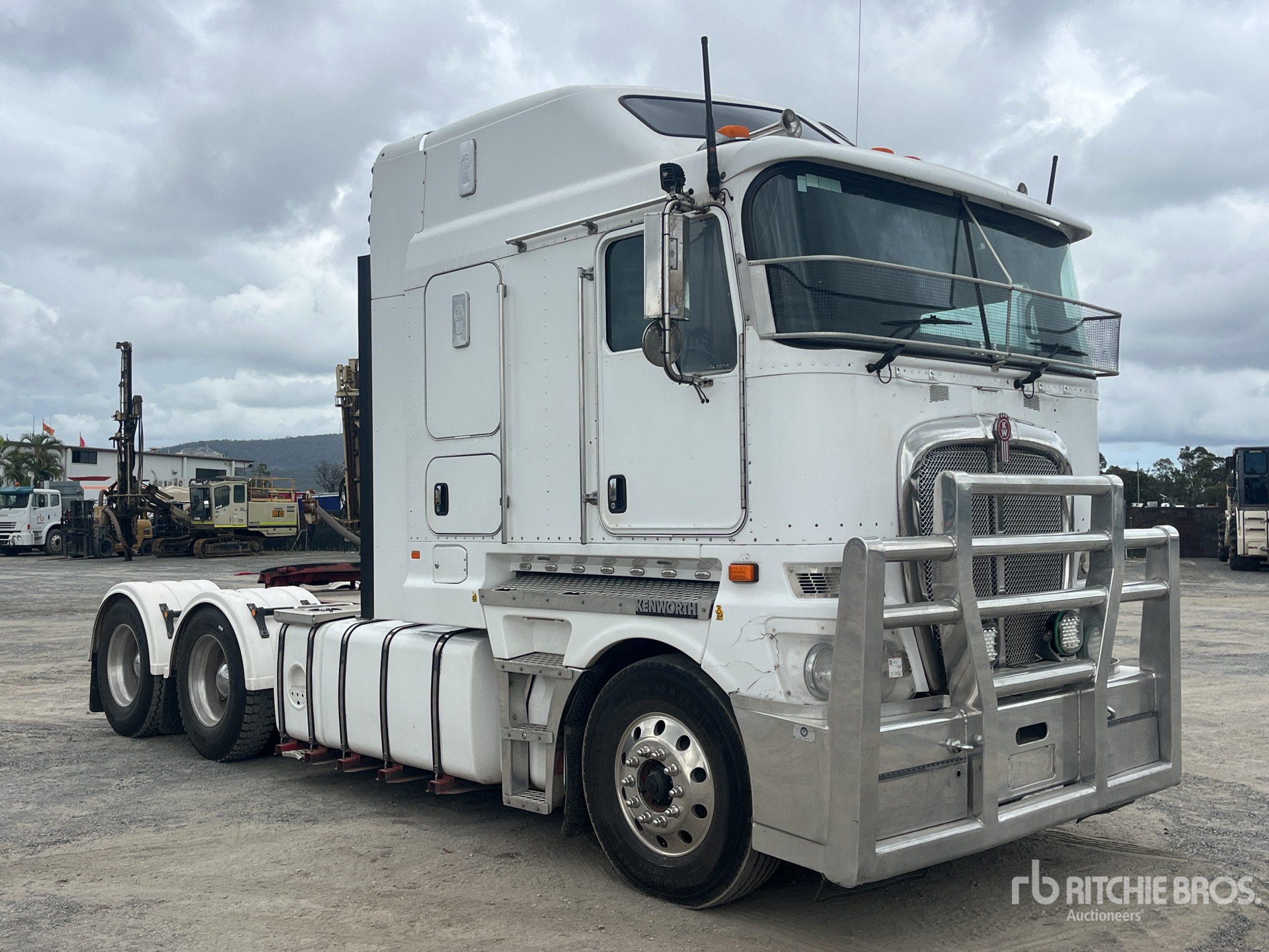 General Appearance with Picture, Left Front Corner