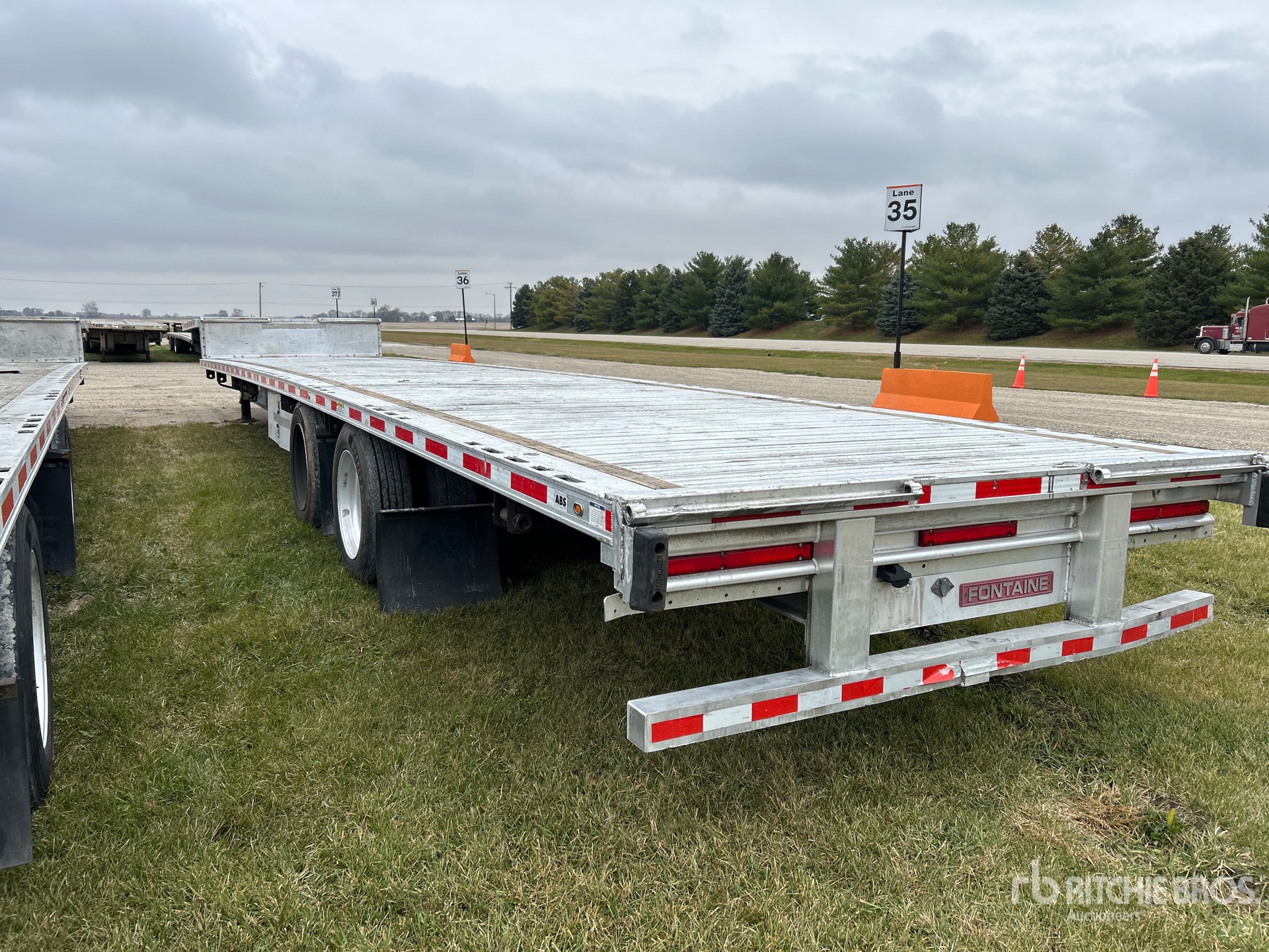 General Appearance with Image, coin arrière gauche