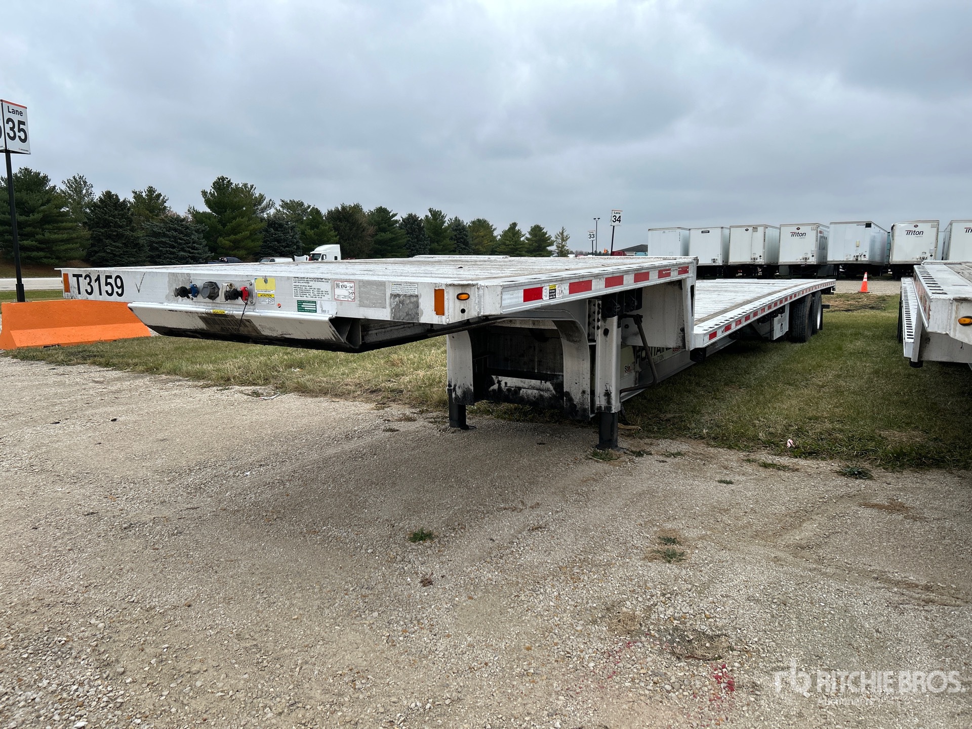 General Appearance with Image, coin avant gauche