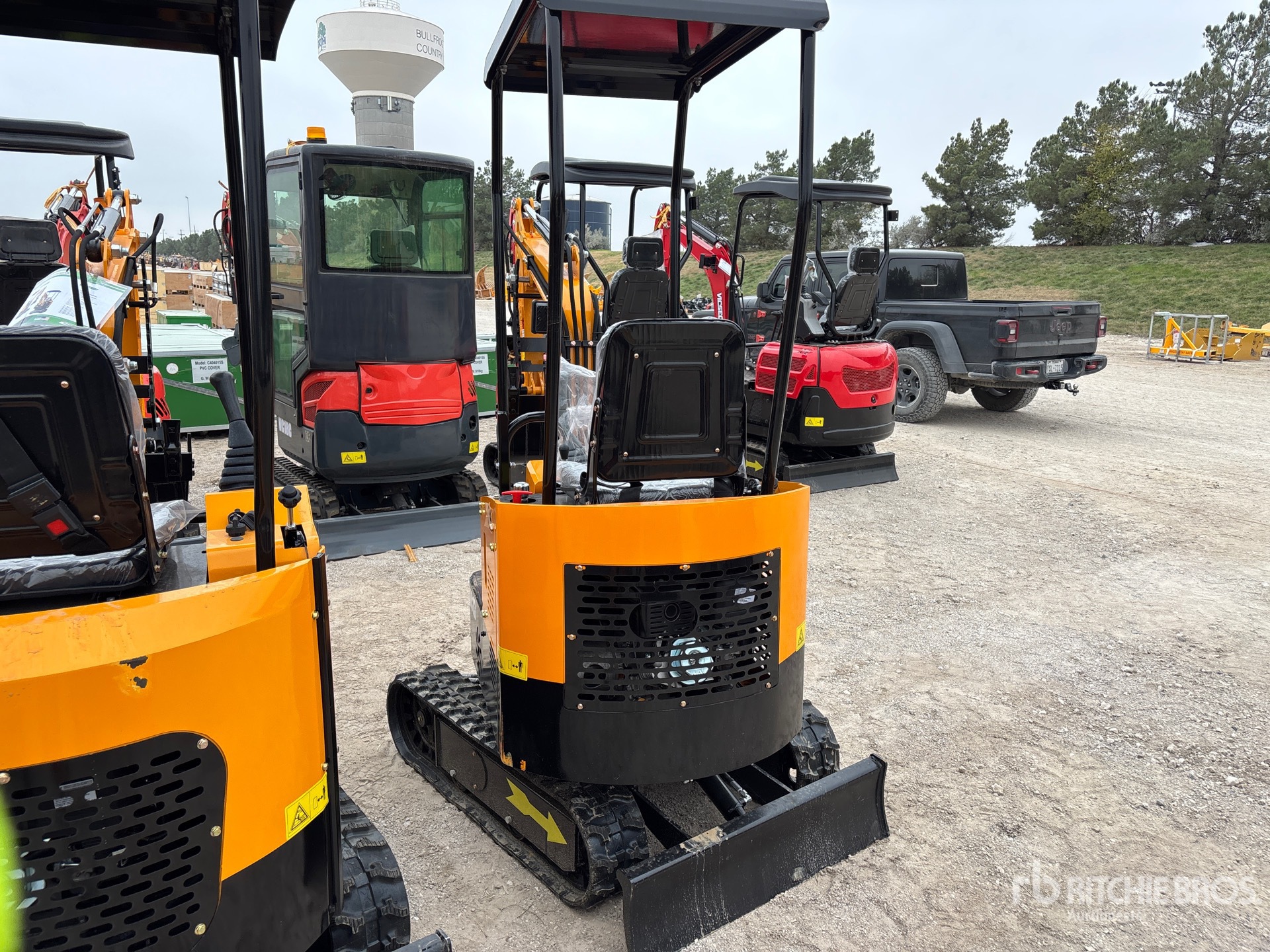 General Appearance with Picture, Left Rear Corner