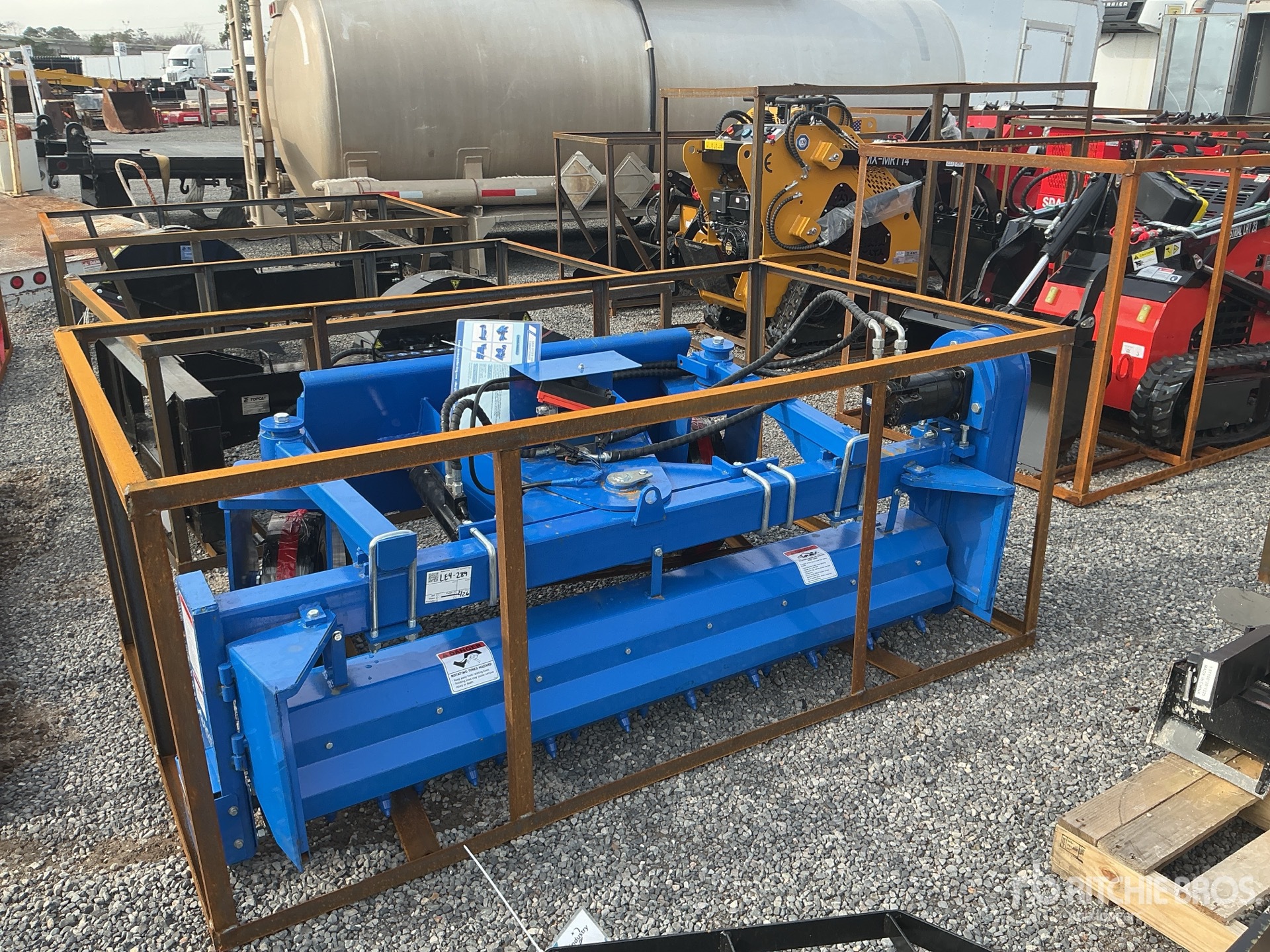 General Appearance with Picture, Left Rear Corner