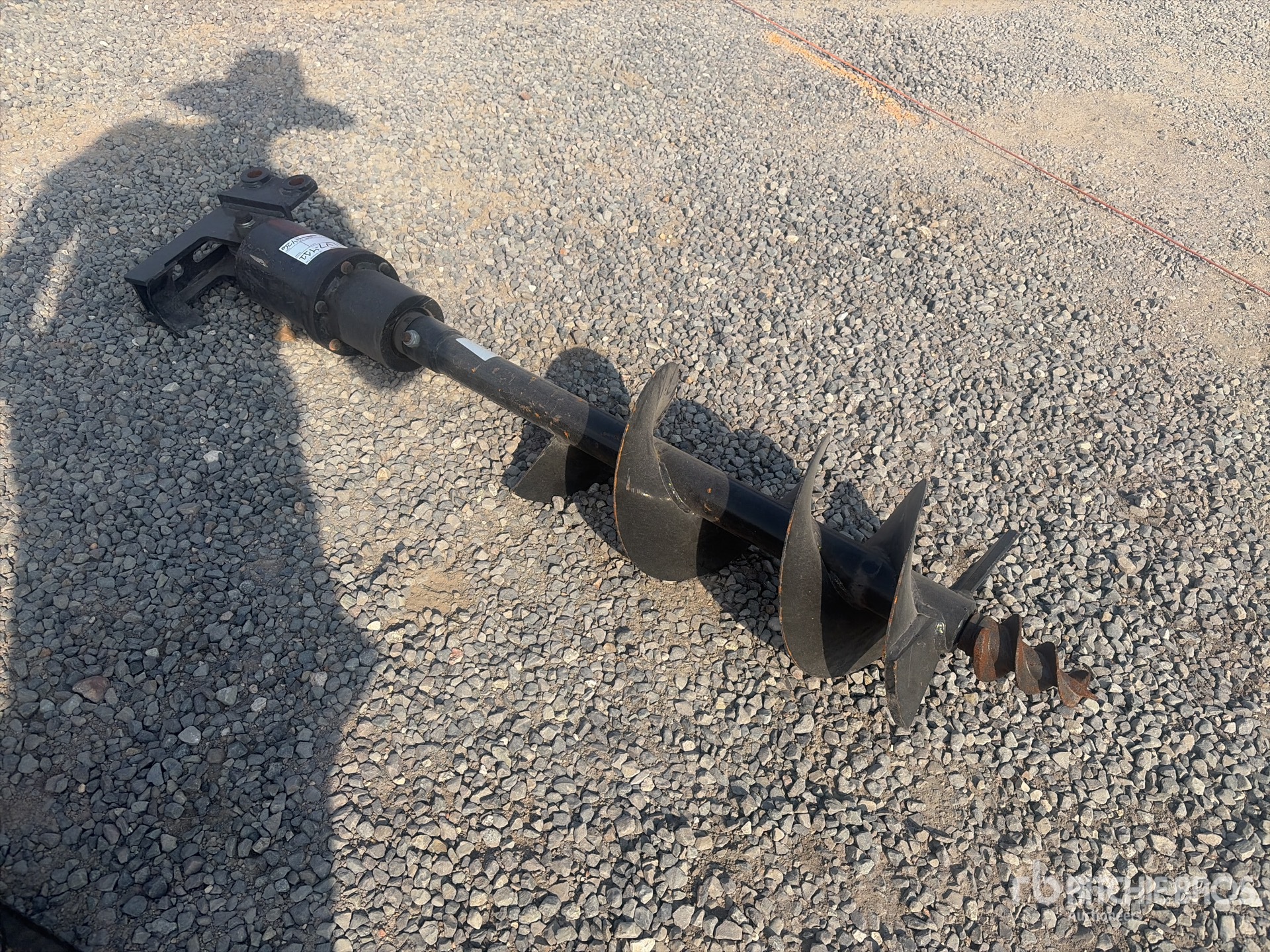 Aspect général with Image, coin arrière droit