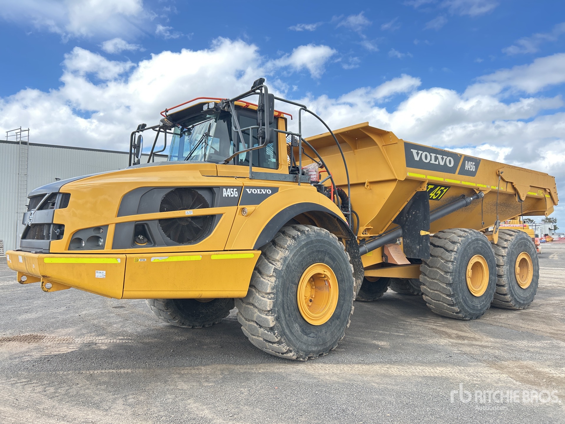 General Appearance with Picture, Left Front Corner