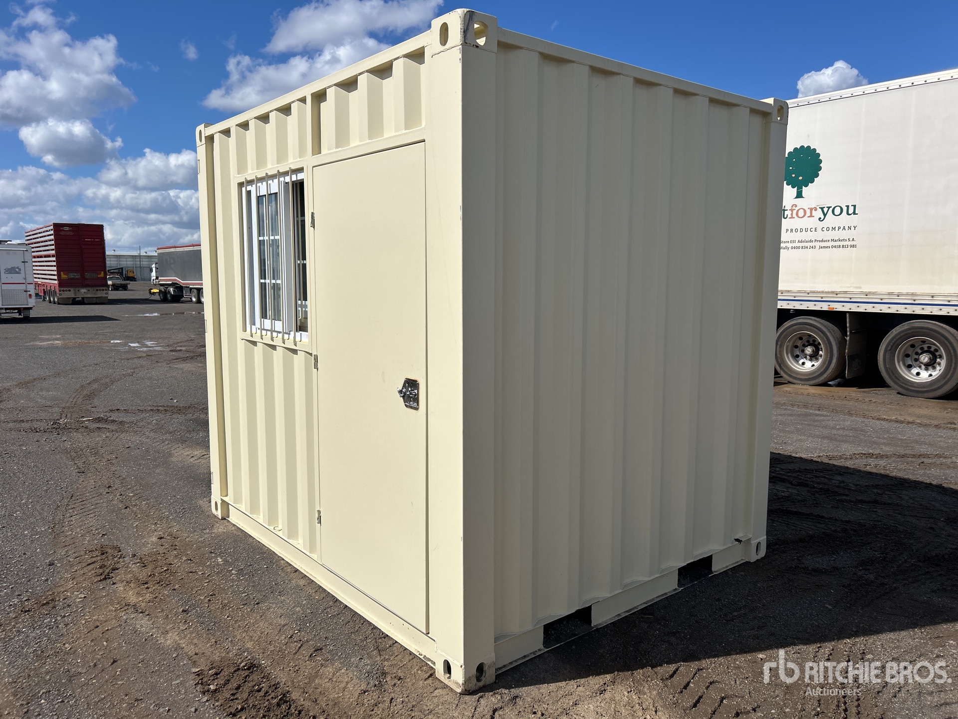 General Appearance with Picture, Left Rear Corner