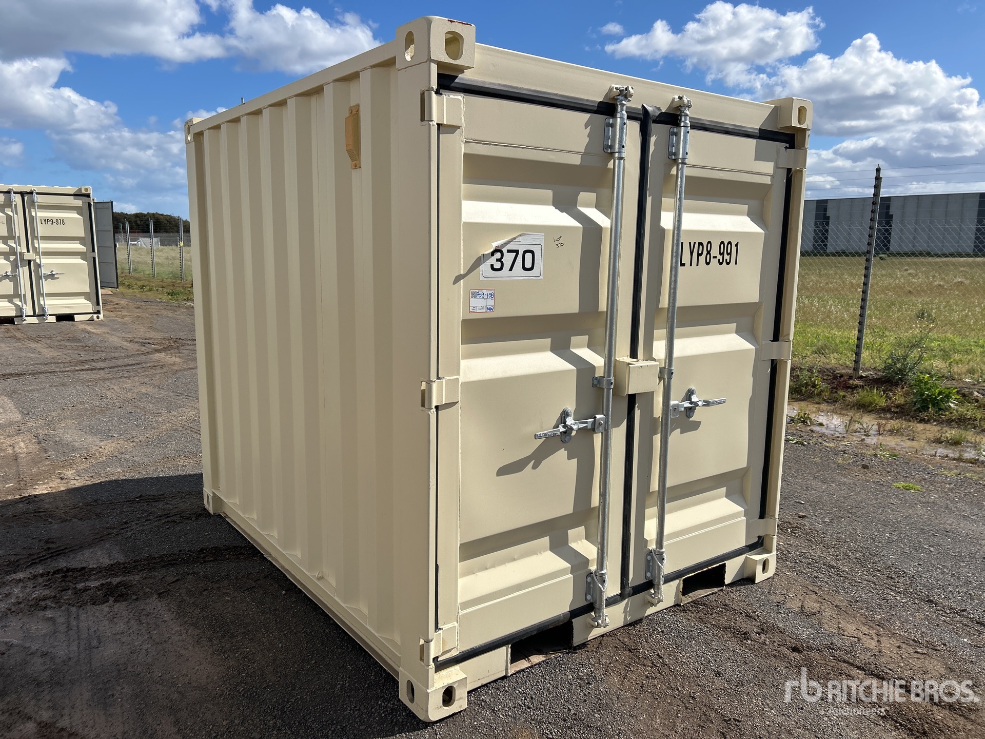 General Appearance with Picture, Right Front Corner