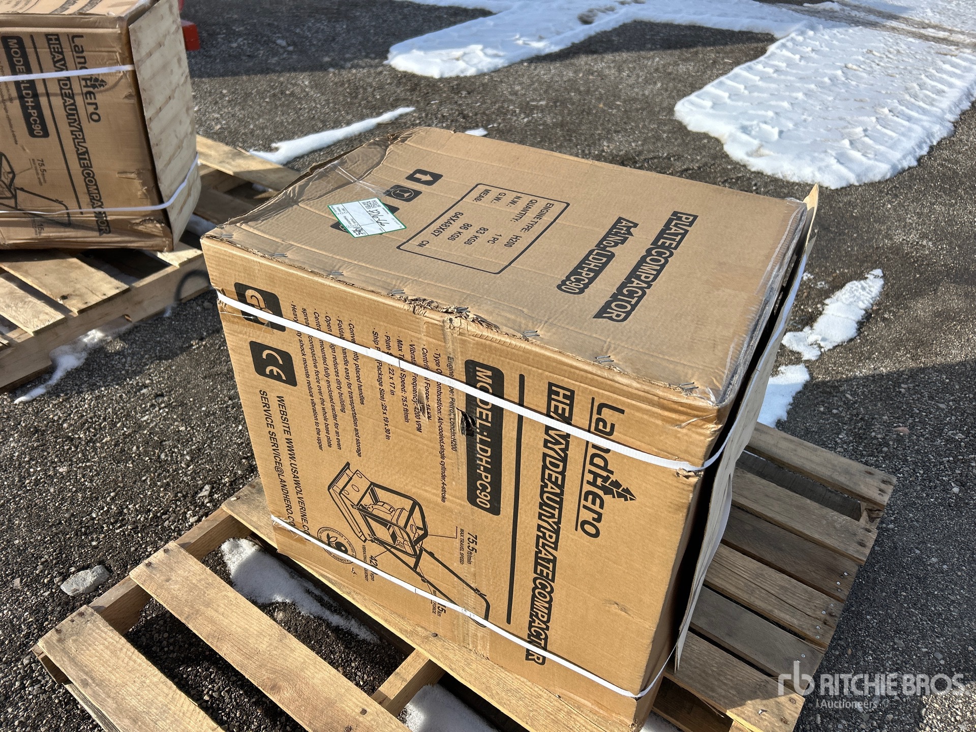 Aspect général with Image, coin arrière droit