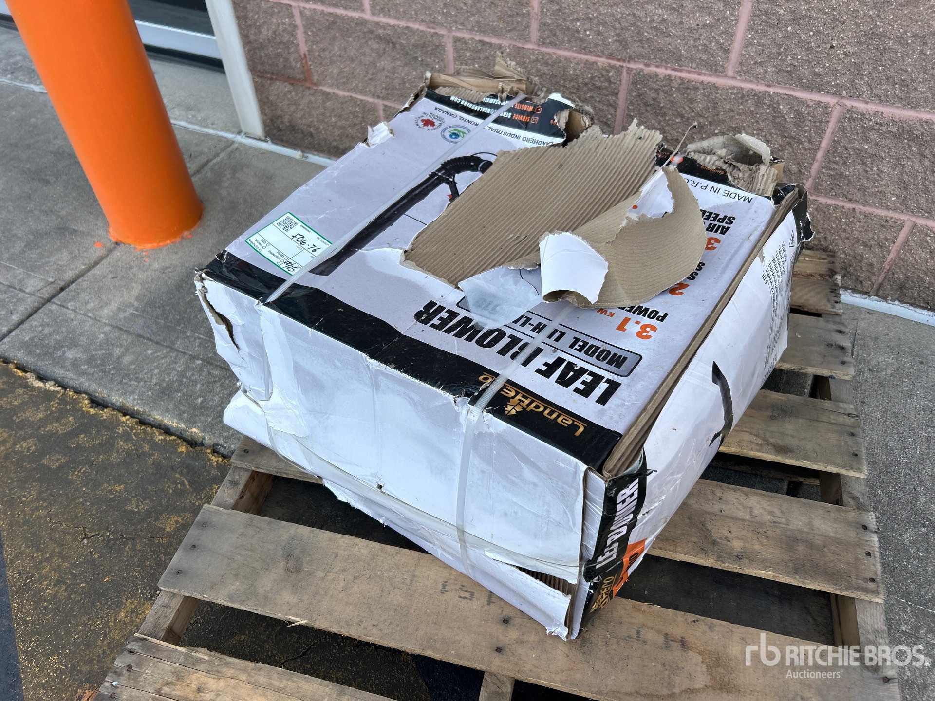 General Appearance with Picture, Left Front Corner