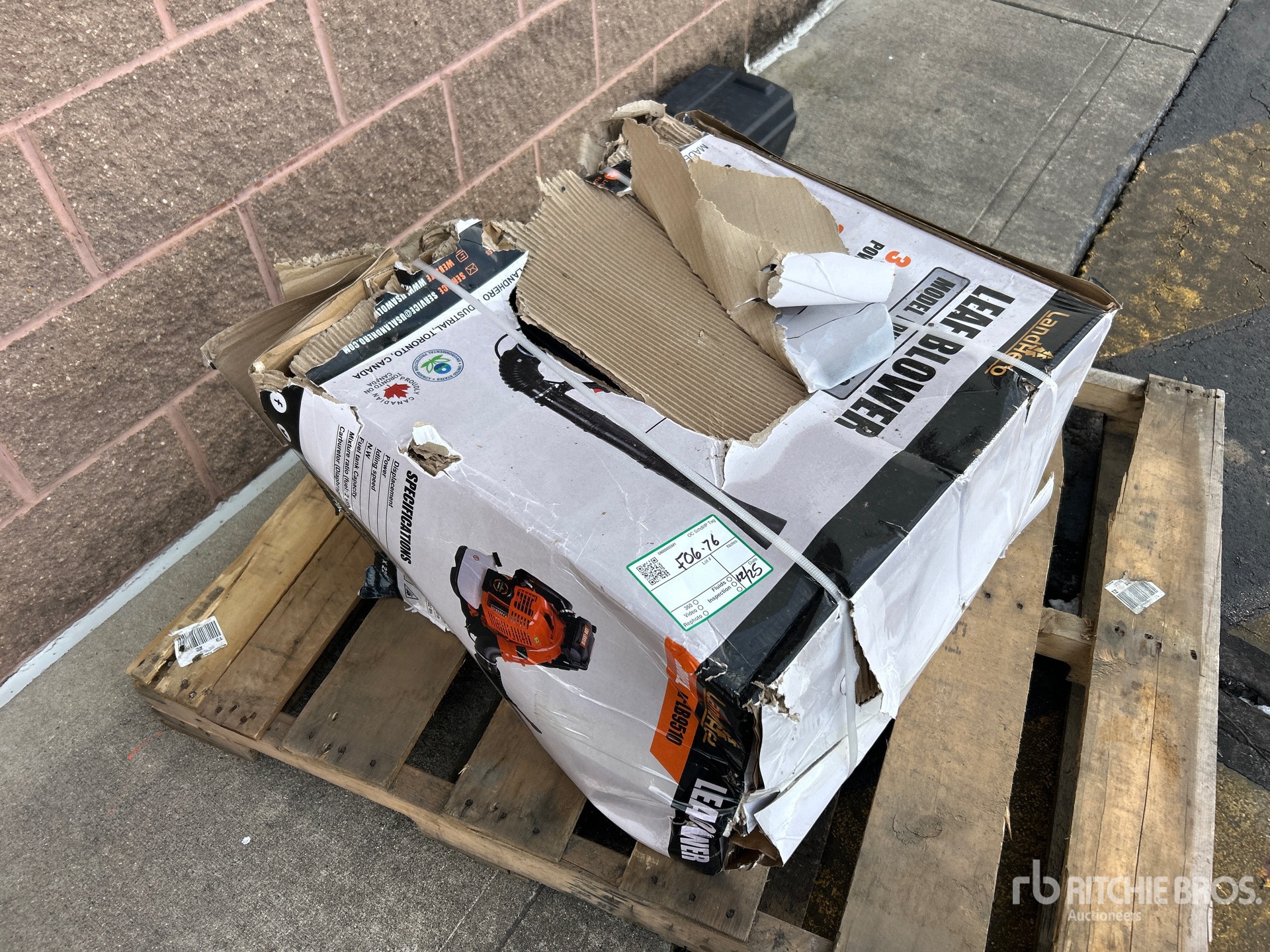 General Appearance with Picture, Right Front Corner