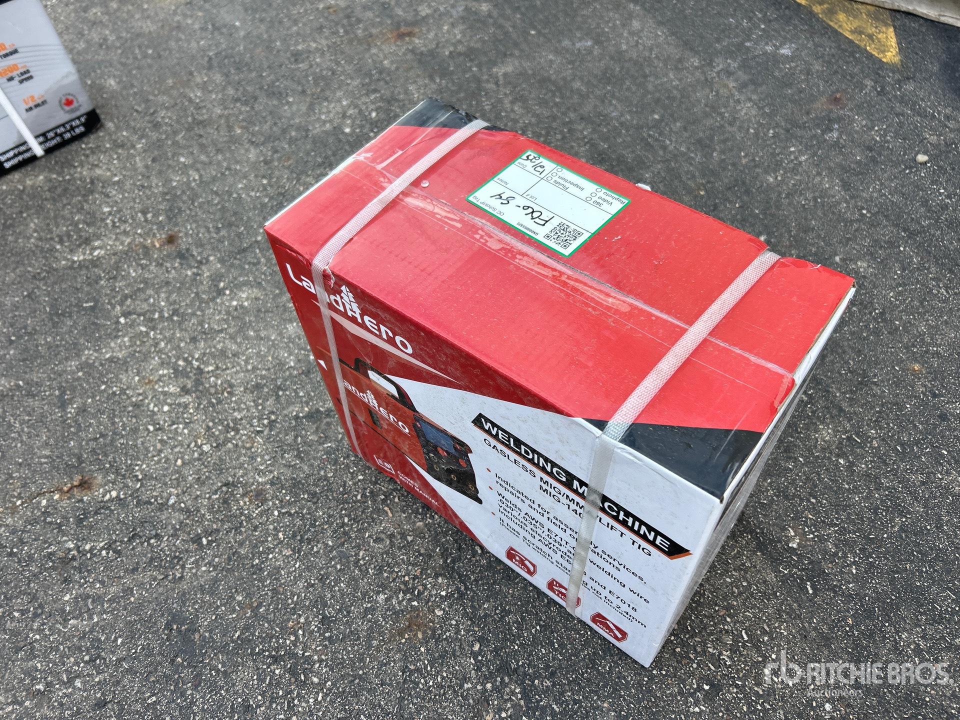 General Appearance with Picture, Right Rear Corner