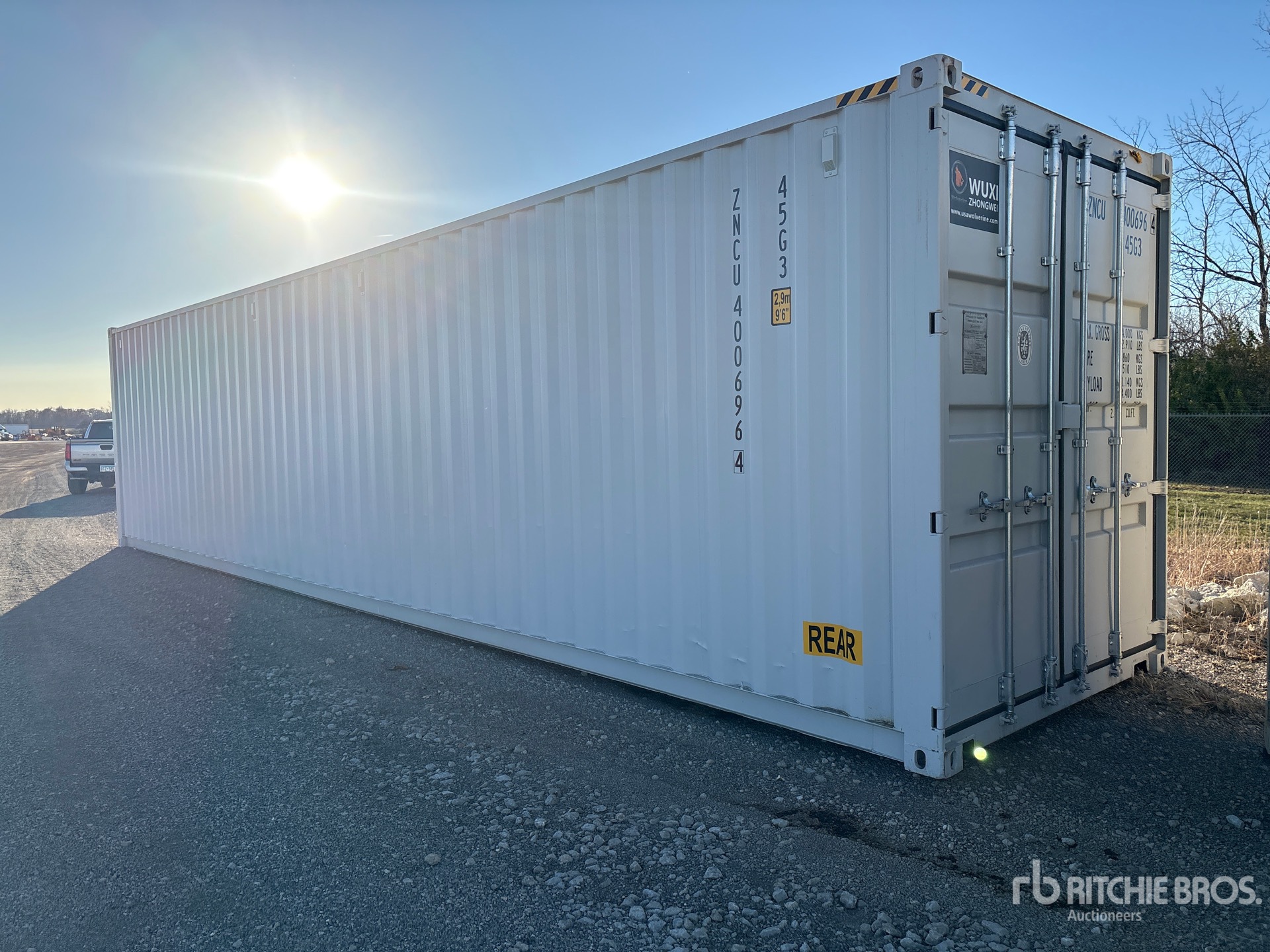 General Appearance with Picture, Right Front Corner