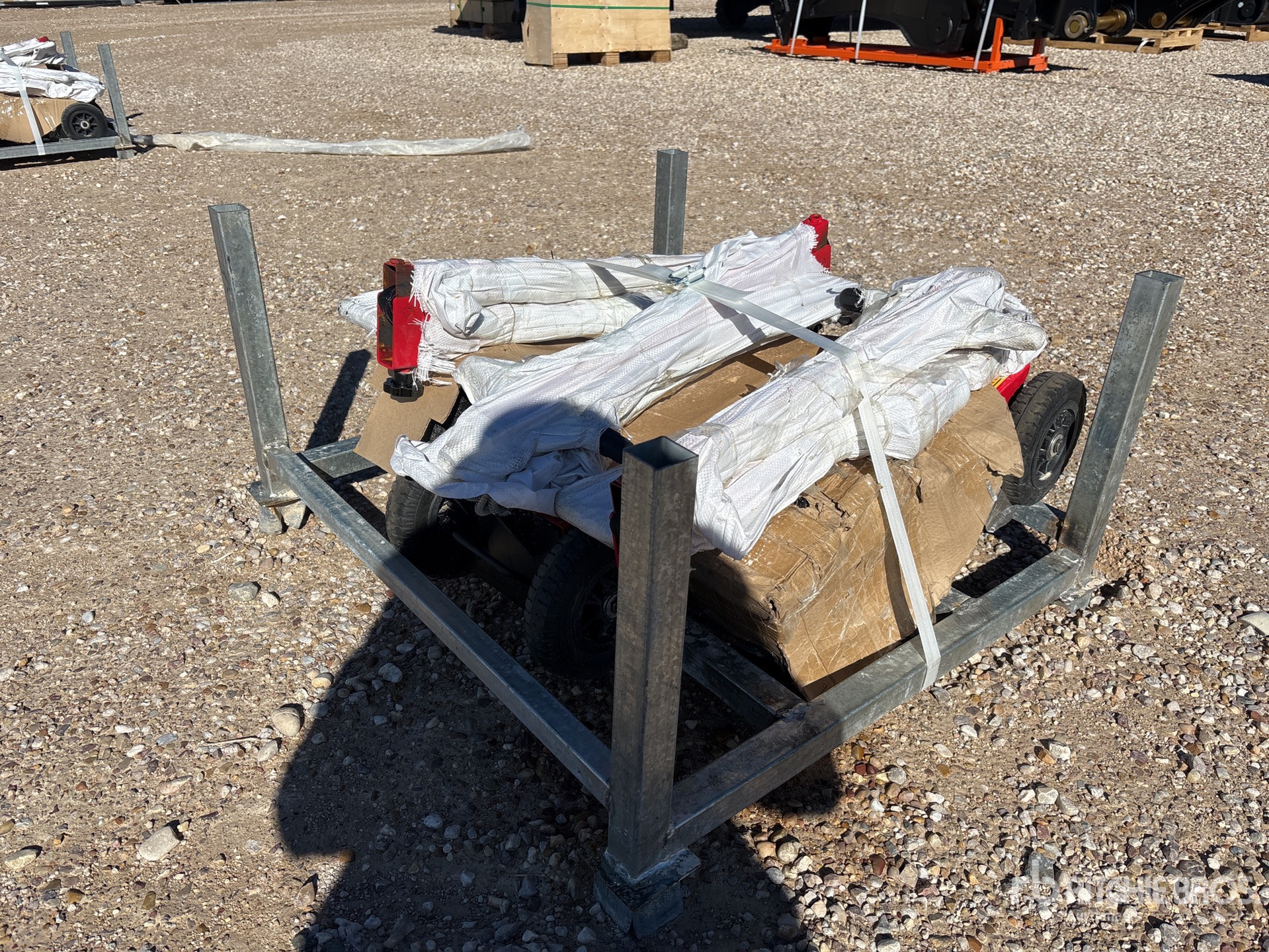 General Appearance with Bild, Ecke hinten rechts