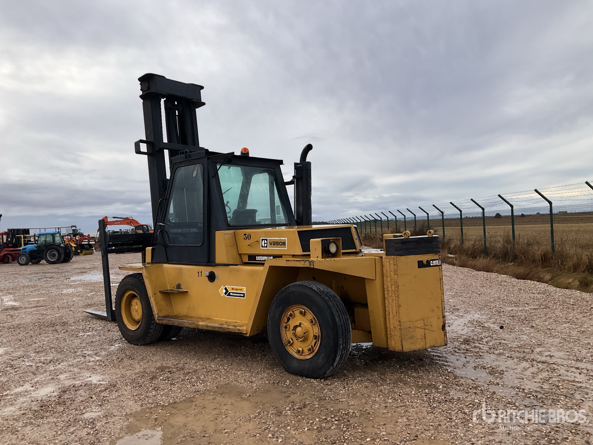 General Appearance with Imagen: esquina trasera izquierda