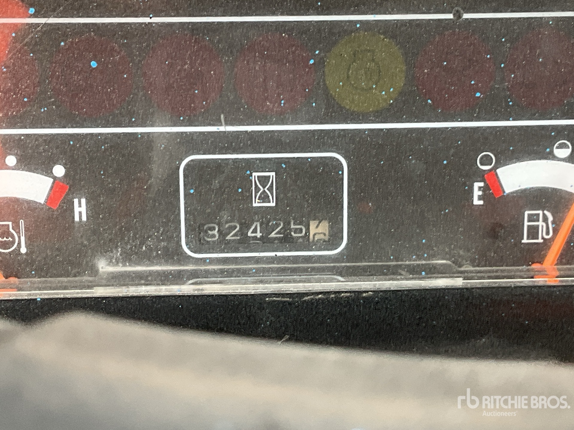 General Appearance with Hour Meter / Odometer