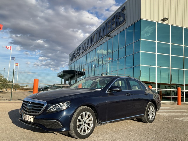 2021 Mercedes-Benz E220D Automobile