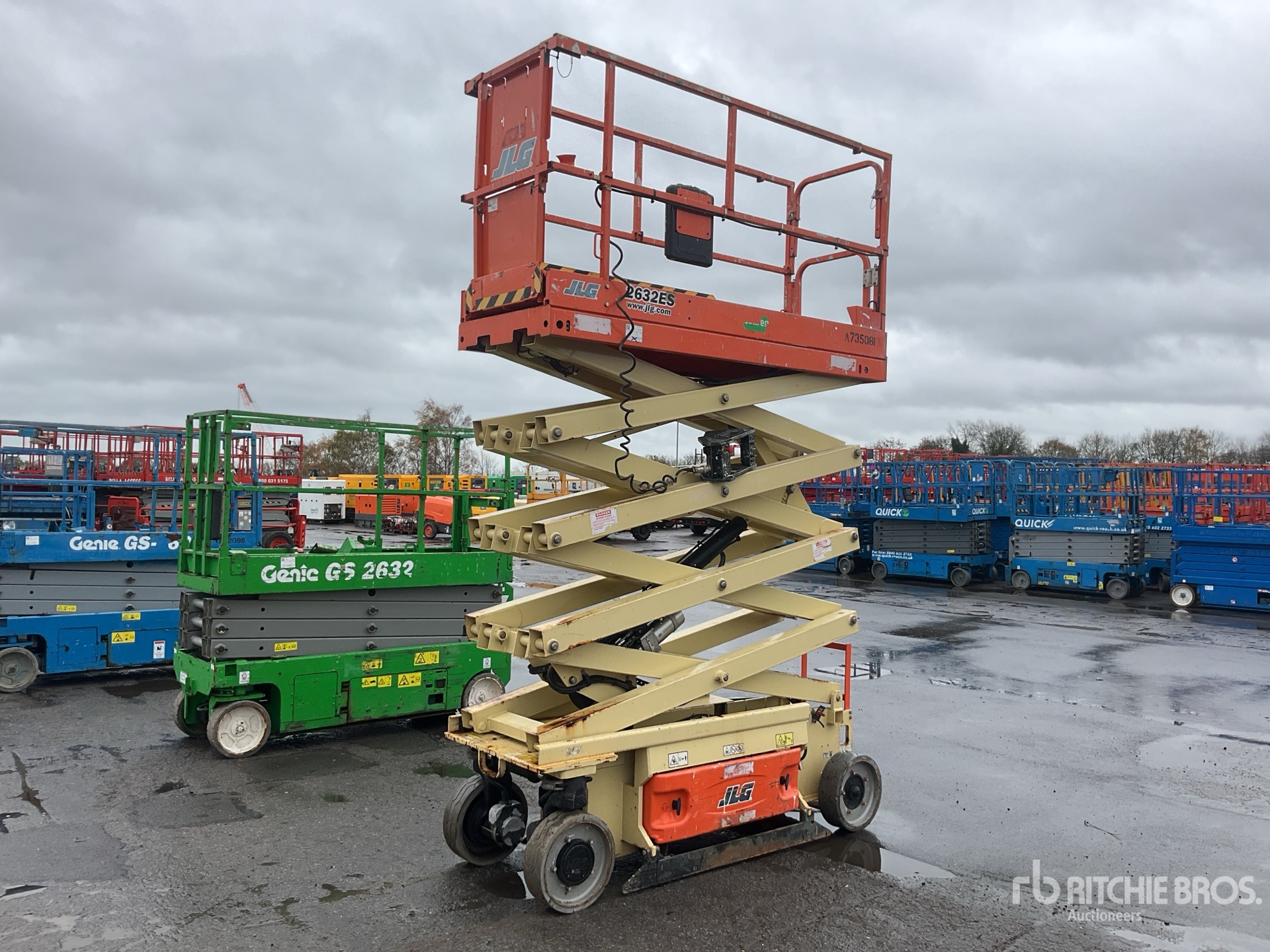 General Appearance with Featured Photo