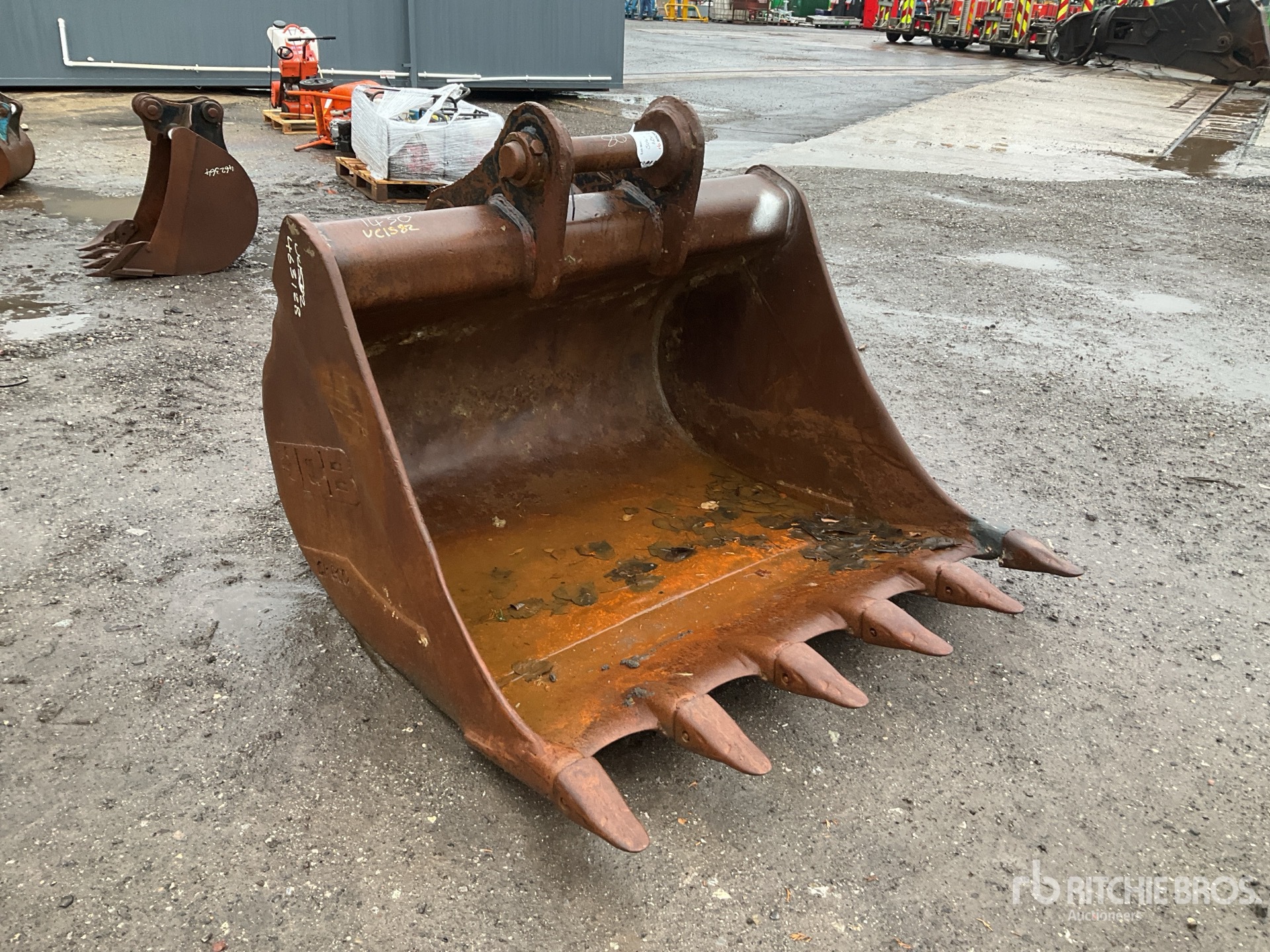 General Appearance with Bild, Ecke vorne rechts