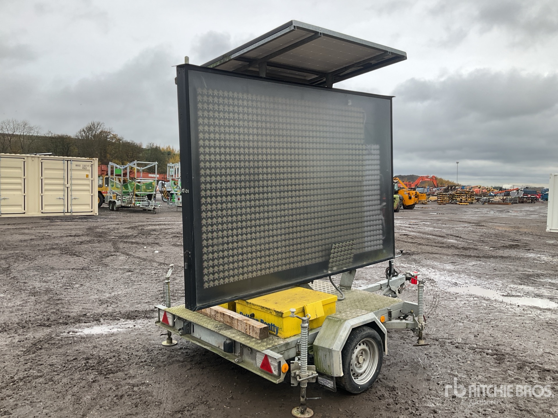 General Appearance with Picture, Left Rear Corner