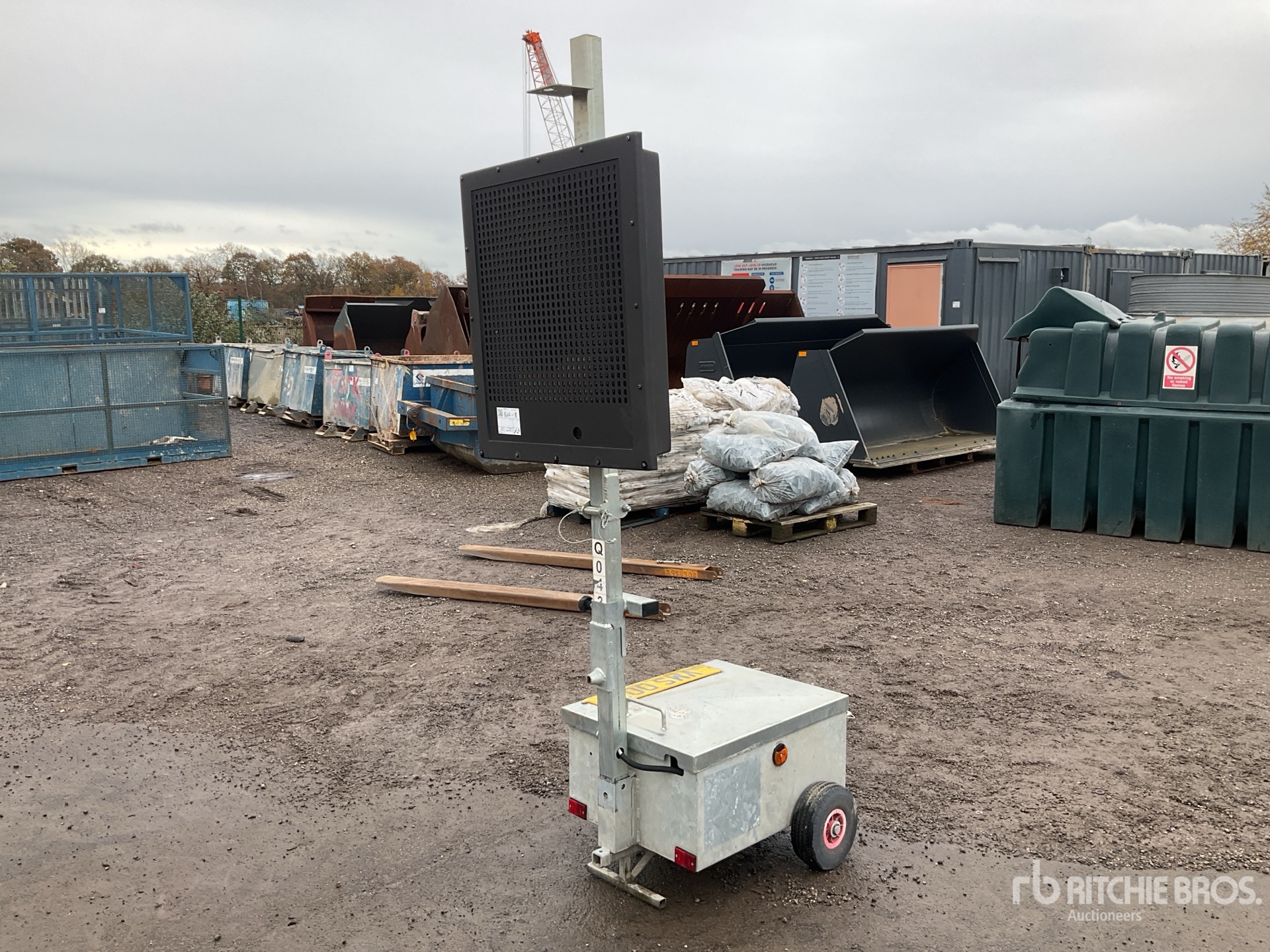 General Appearance with Picture, Right Front Corner