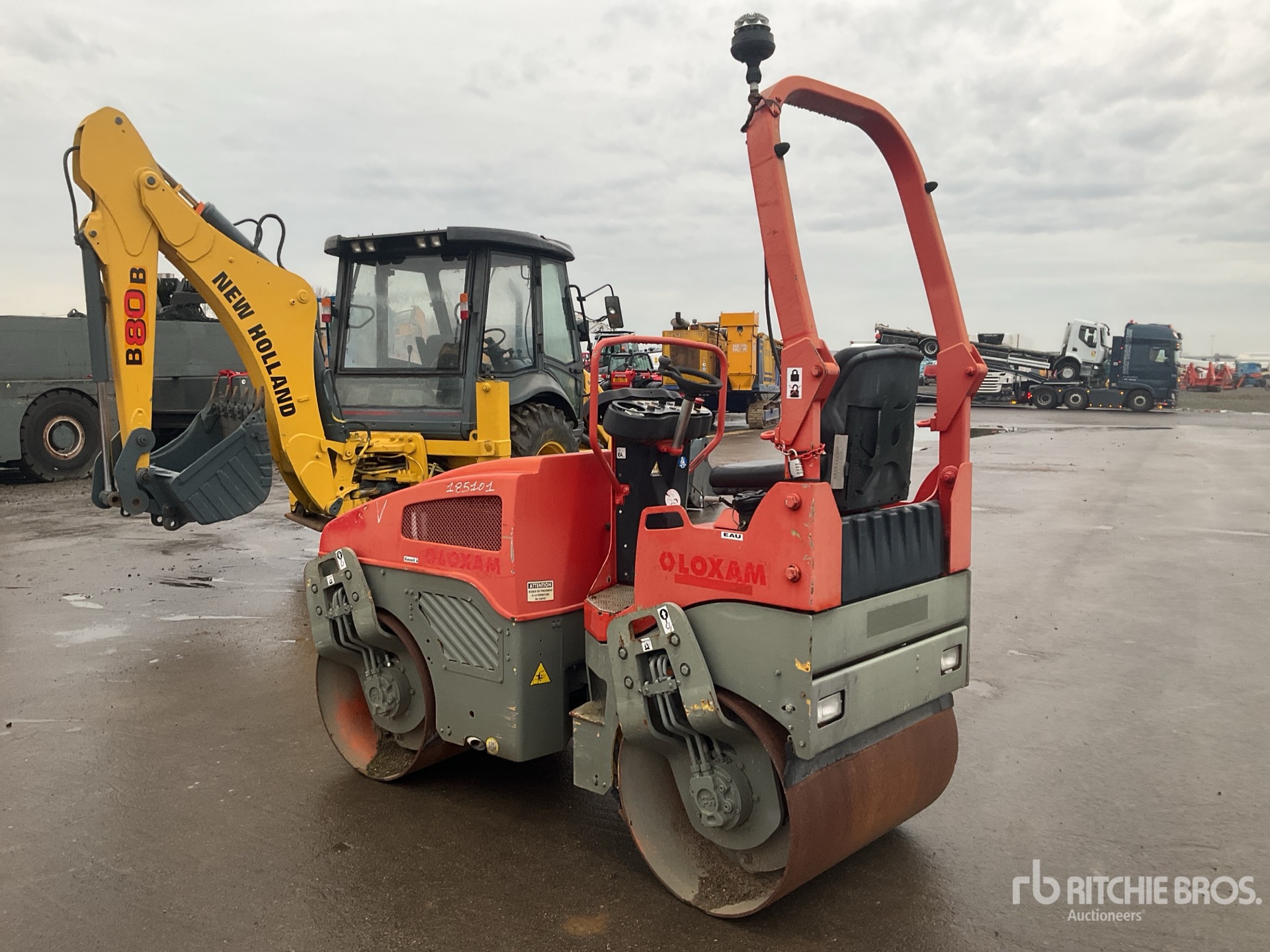 General Appearance with Picture, Left Rear Corner