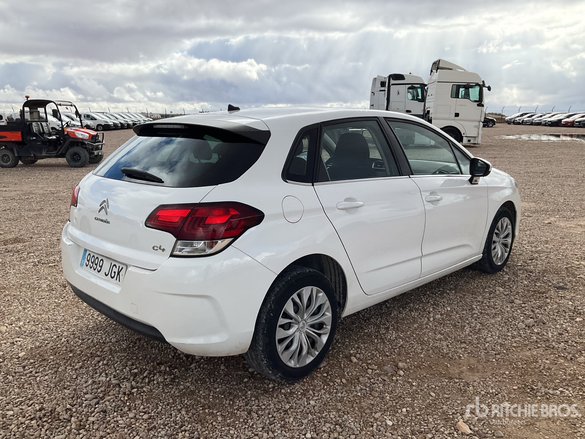 General Appearance with Picture, Right Rear Corner