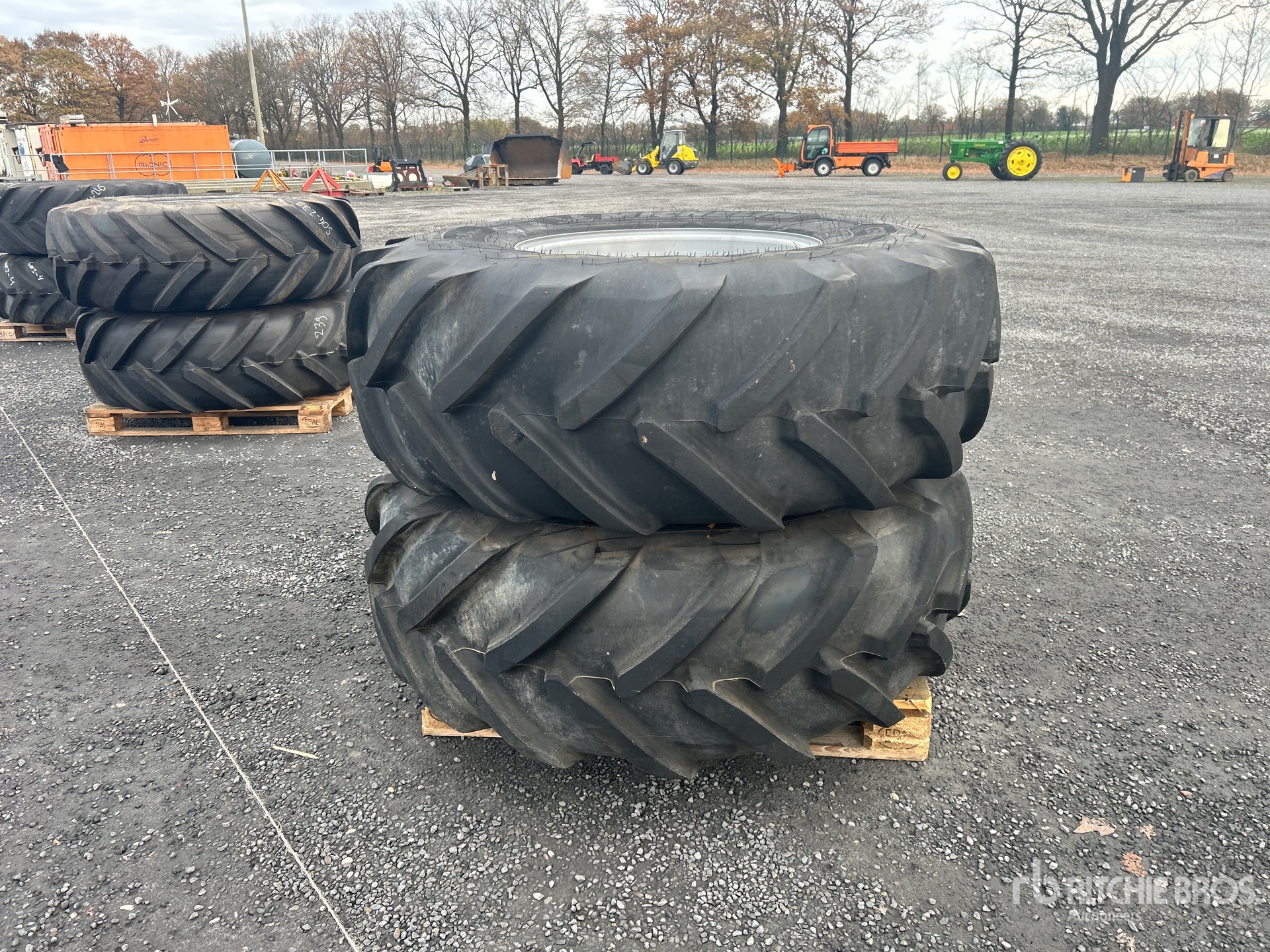 General Appearance with Bild, Ecke hinten links