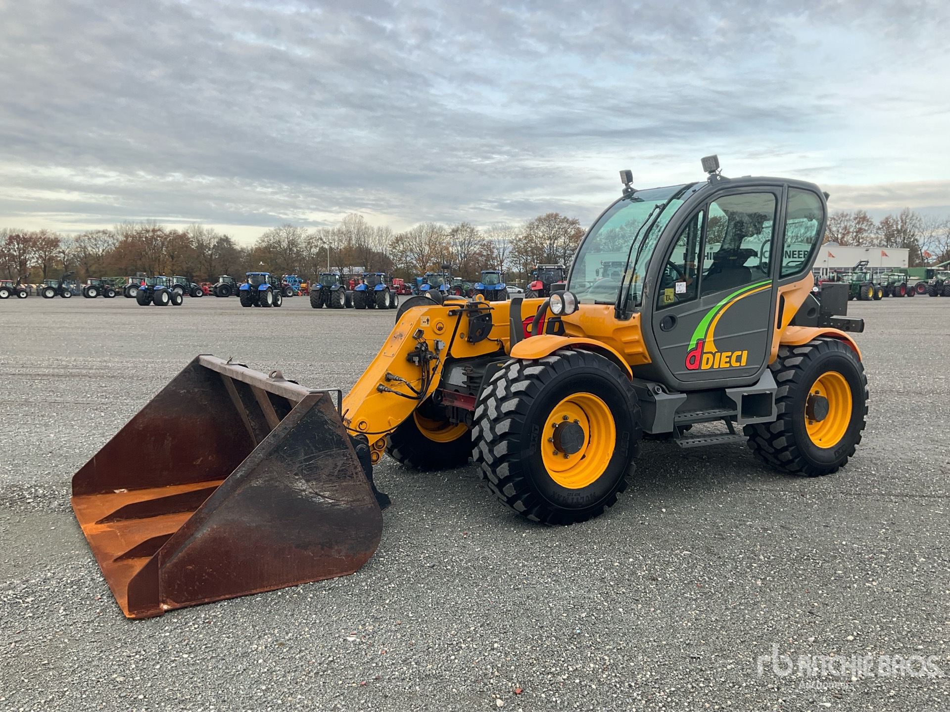 Aspect général with Image, coin avant gauche