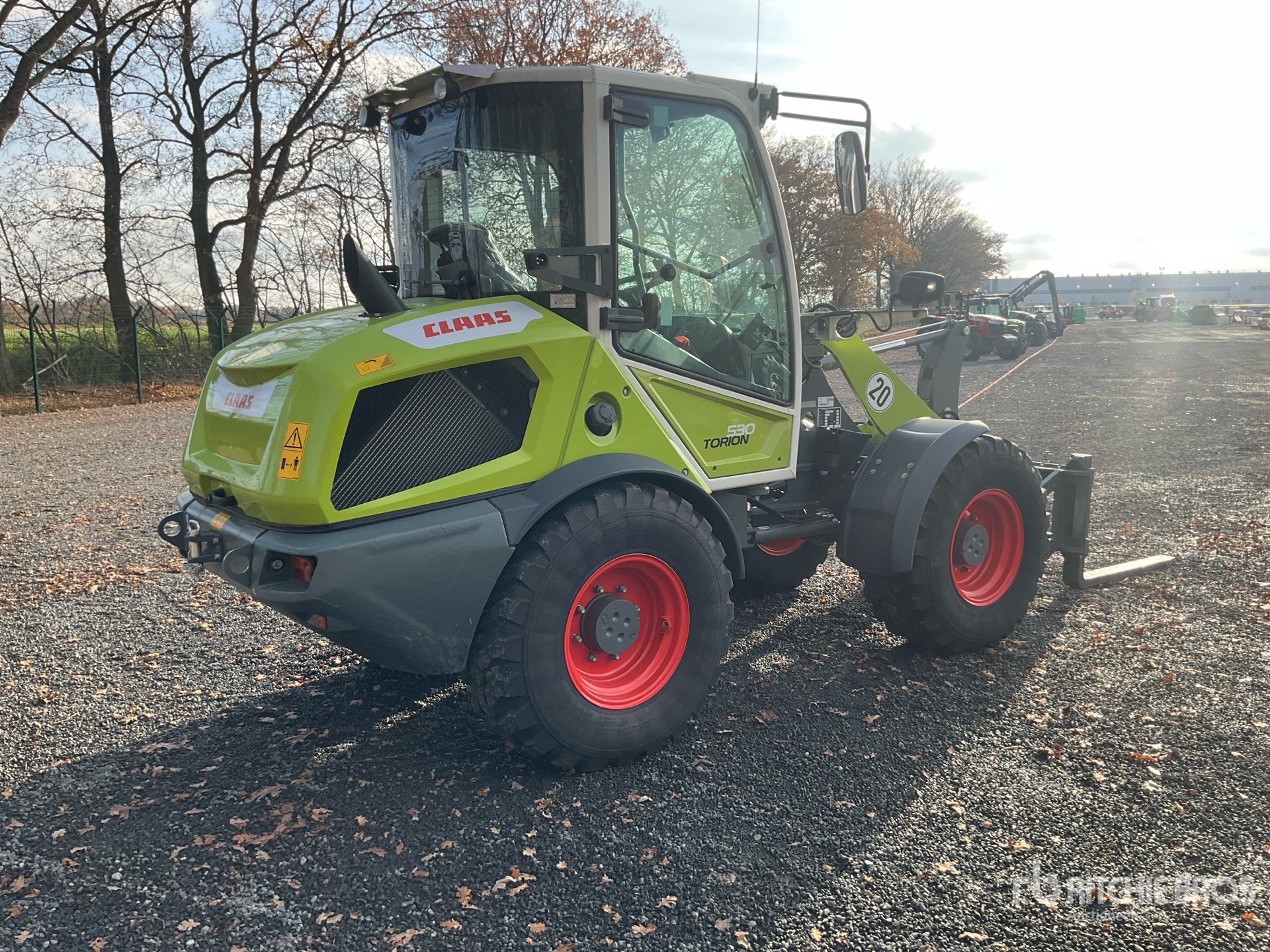 General Appearance with Bild, Ecke hinten rechts