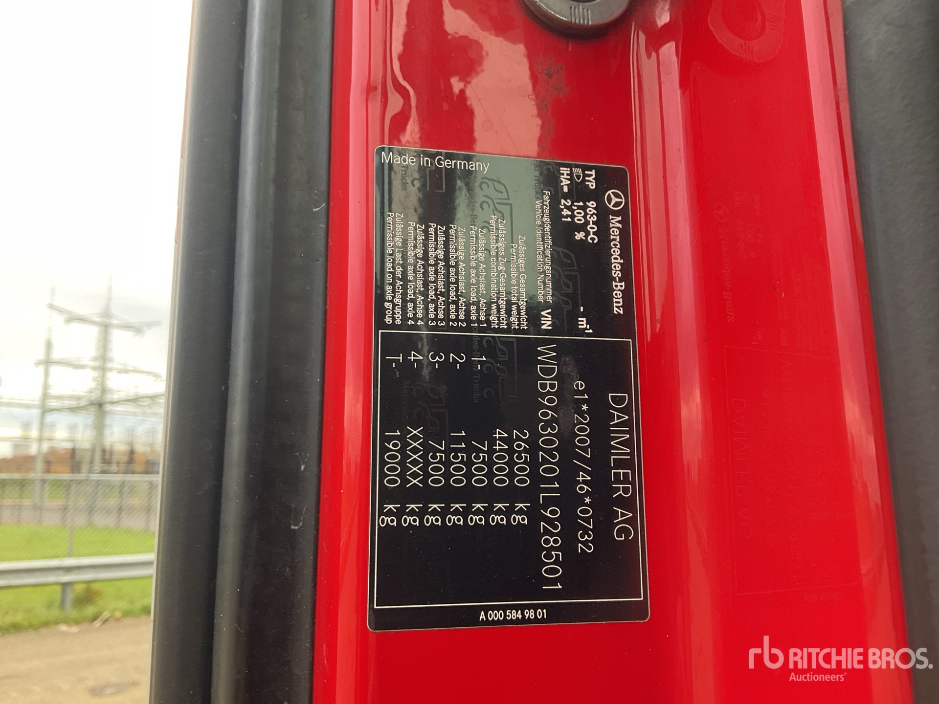 General Appearance with Serial Number / VIN