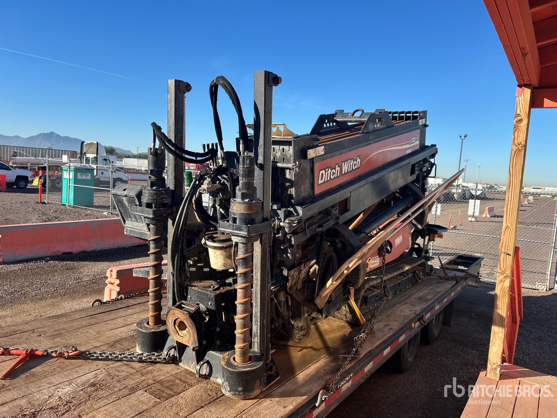 General Appearance with Featured Photo