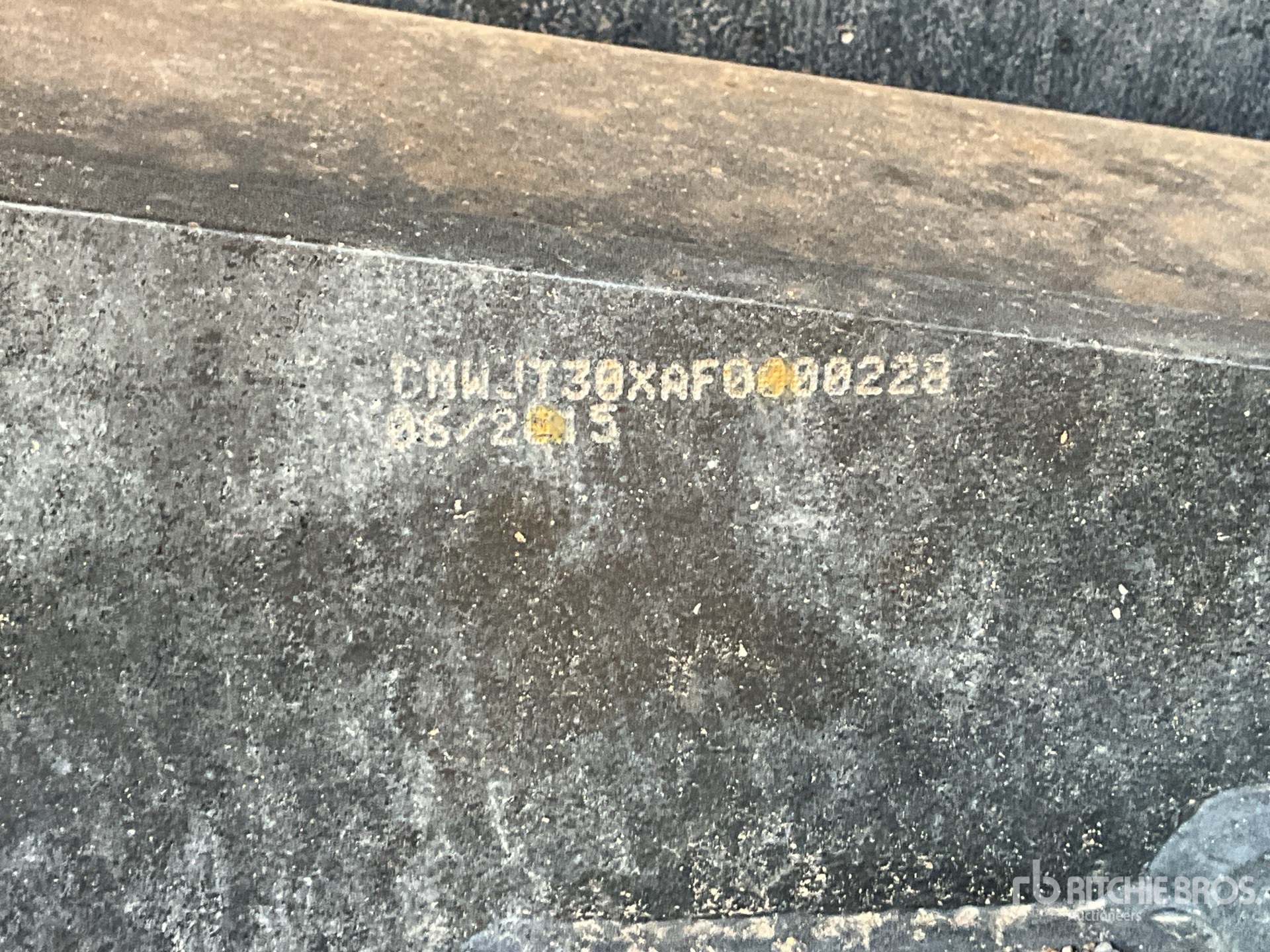 General Appearance with Numéro de série/Numéro d'identification du véhicule automobile