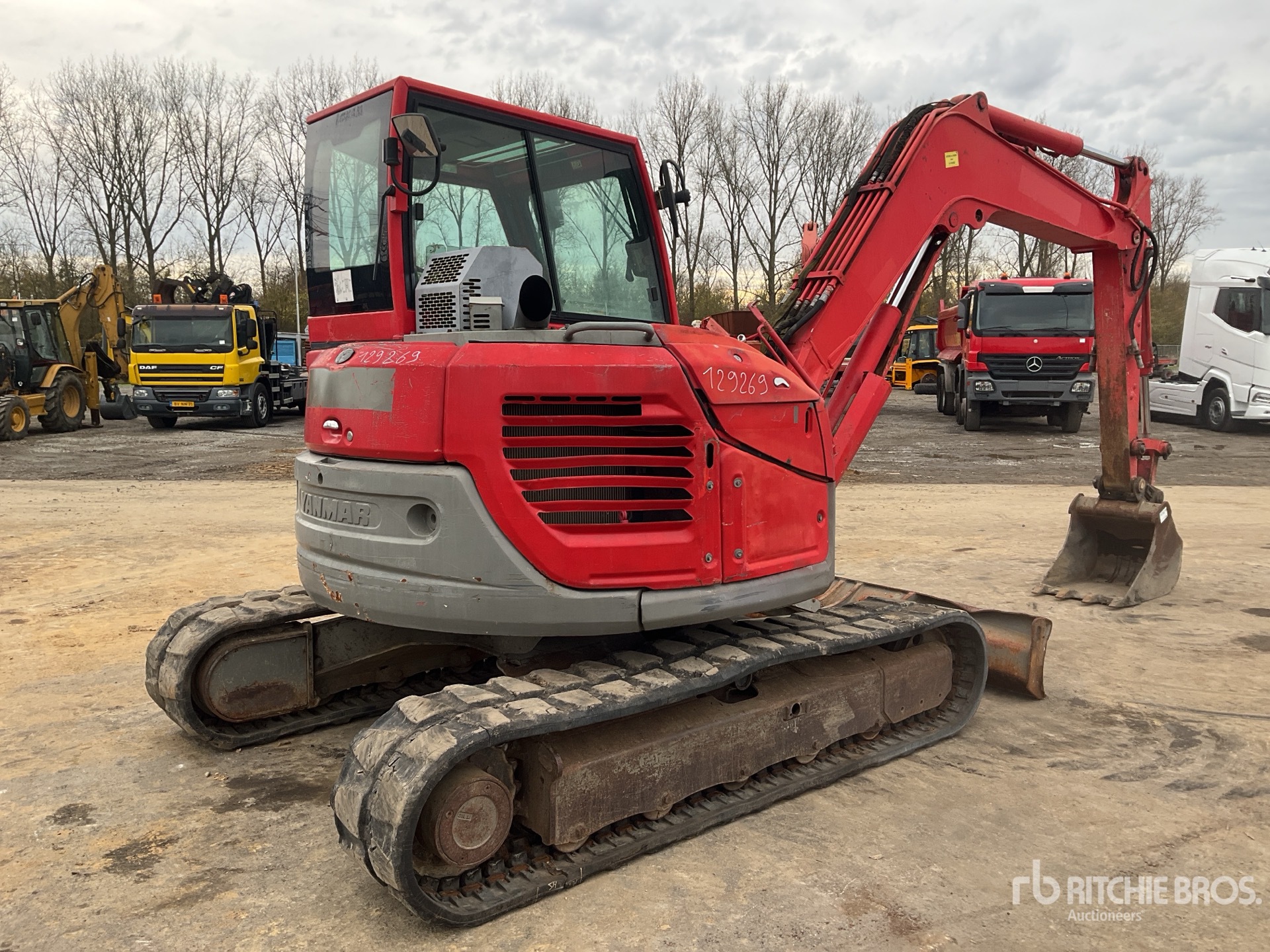 General Appearance with Picture, Right Rear Corner