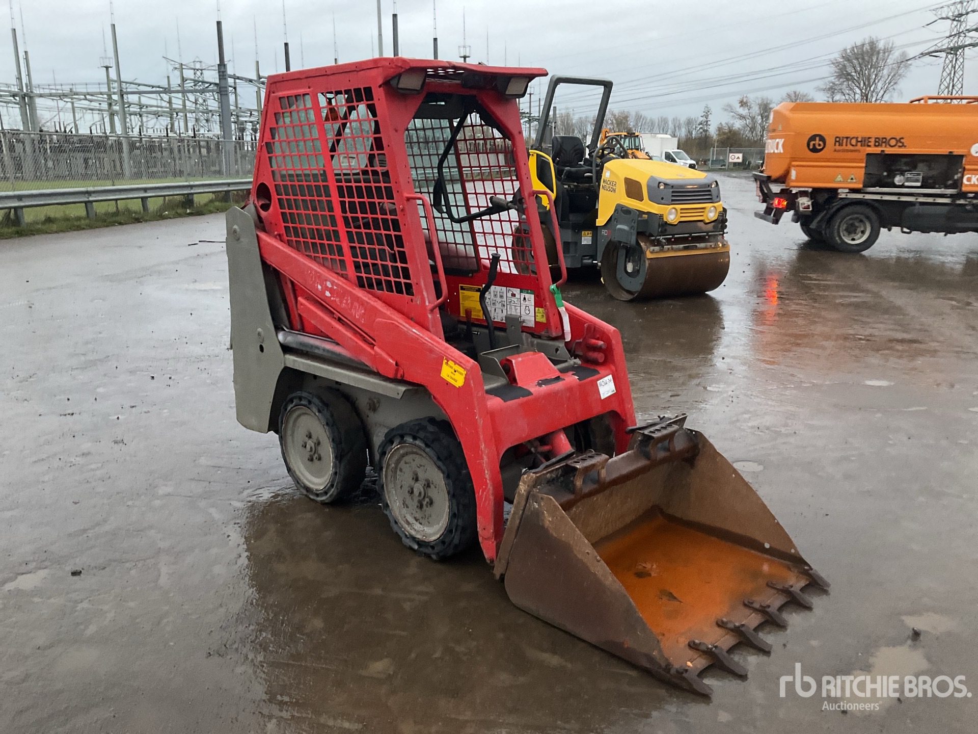 General Appearance with Image, coin avant droit