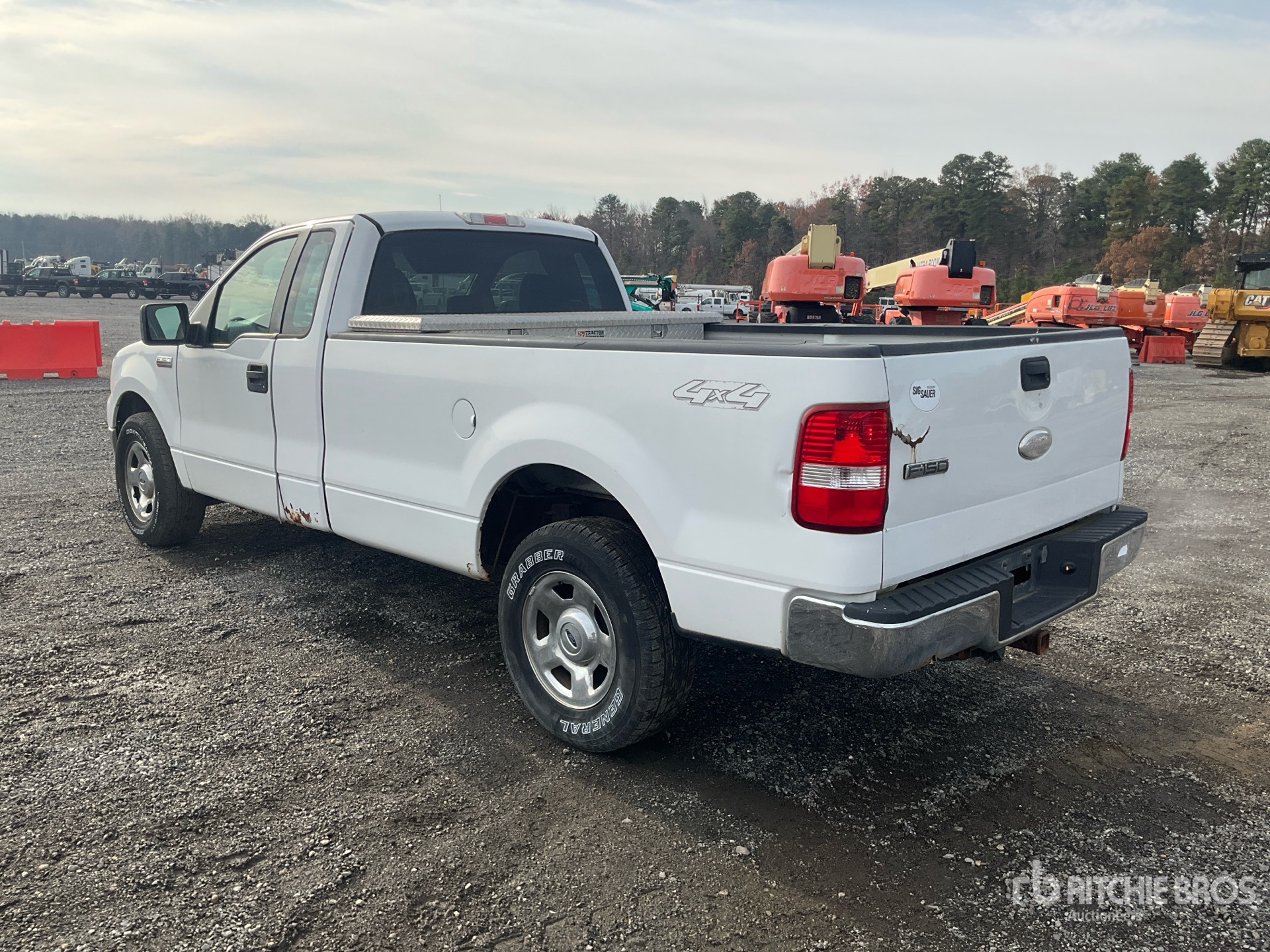 General Appearance with Picture, Left Rear Corner