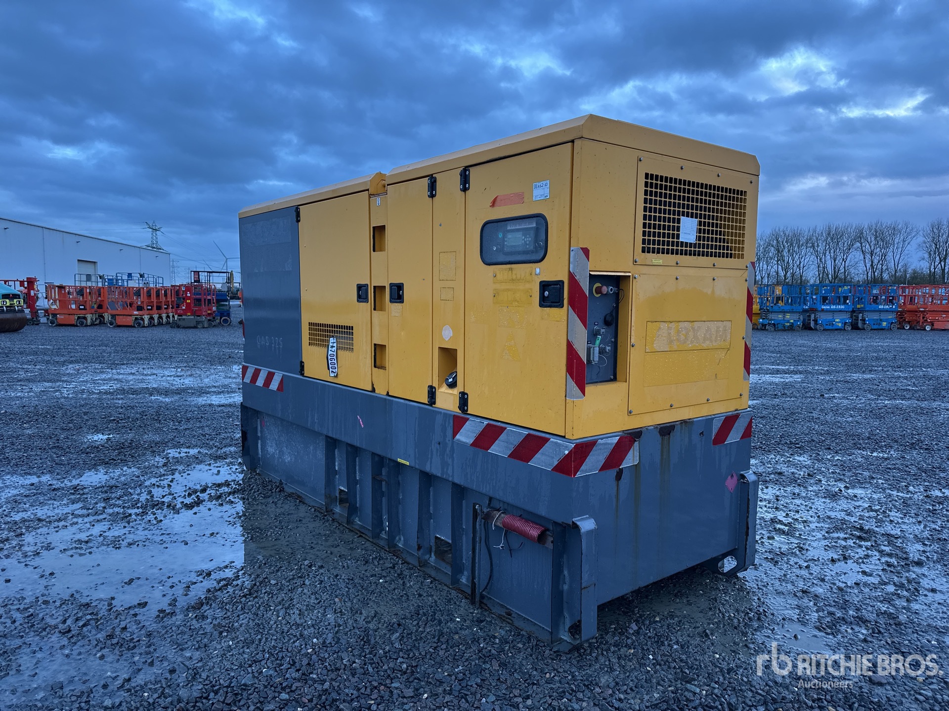 General Appearance with Bild, Ecke vorne rechts