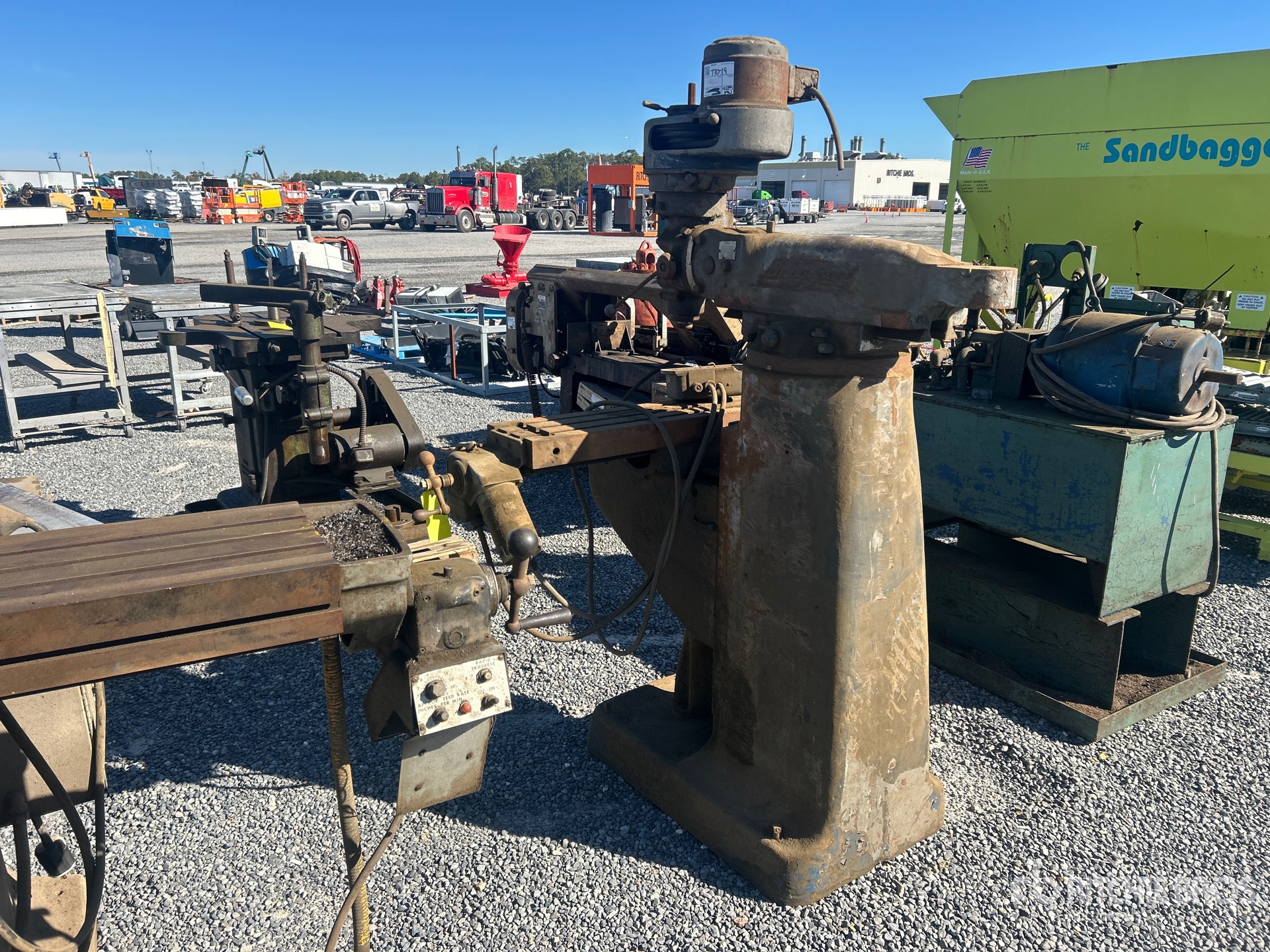 General Appearance with Imagen: esquina trasera izquierda