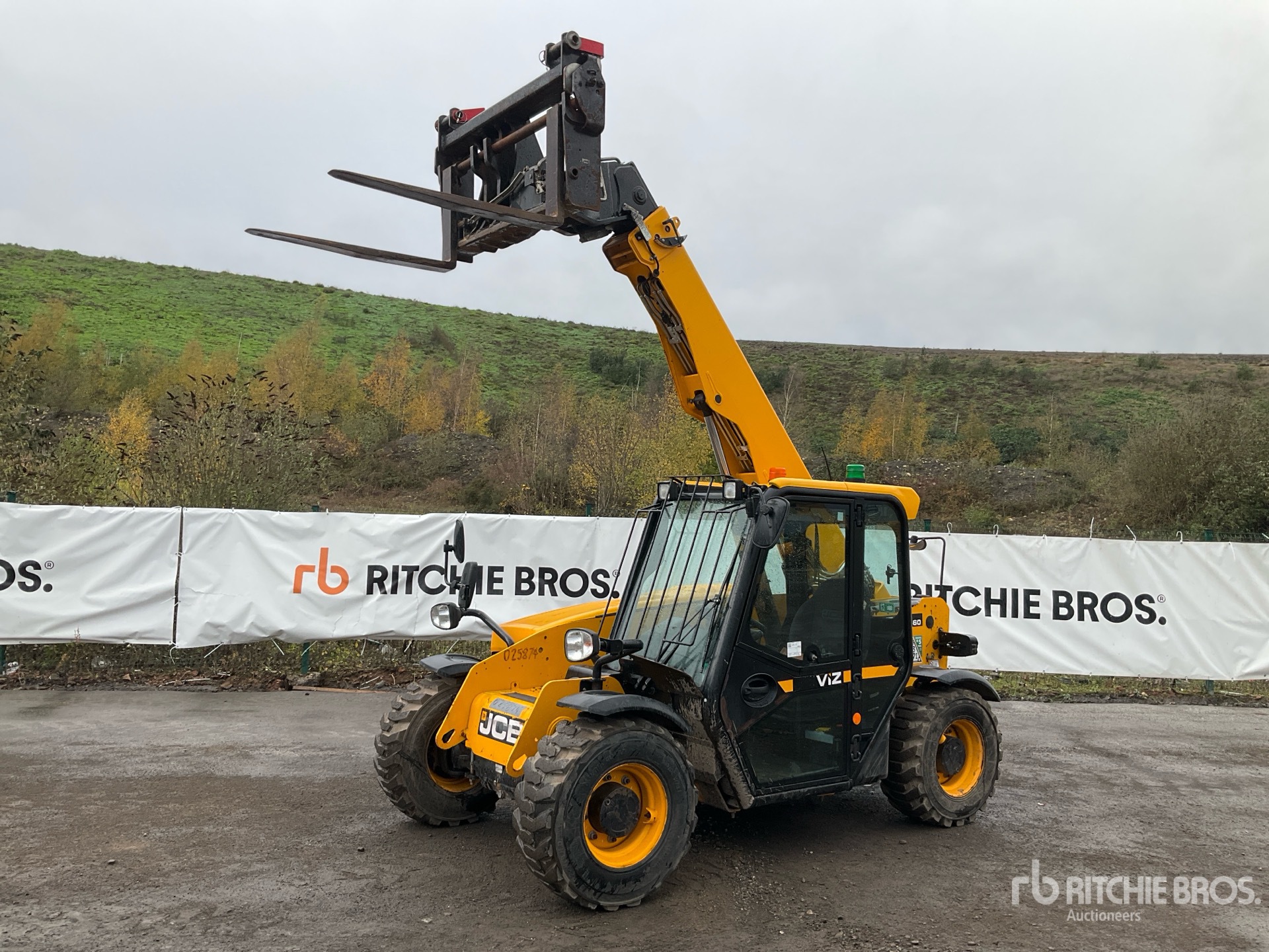 General Appearance with Featured Photo