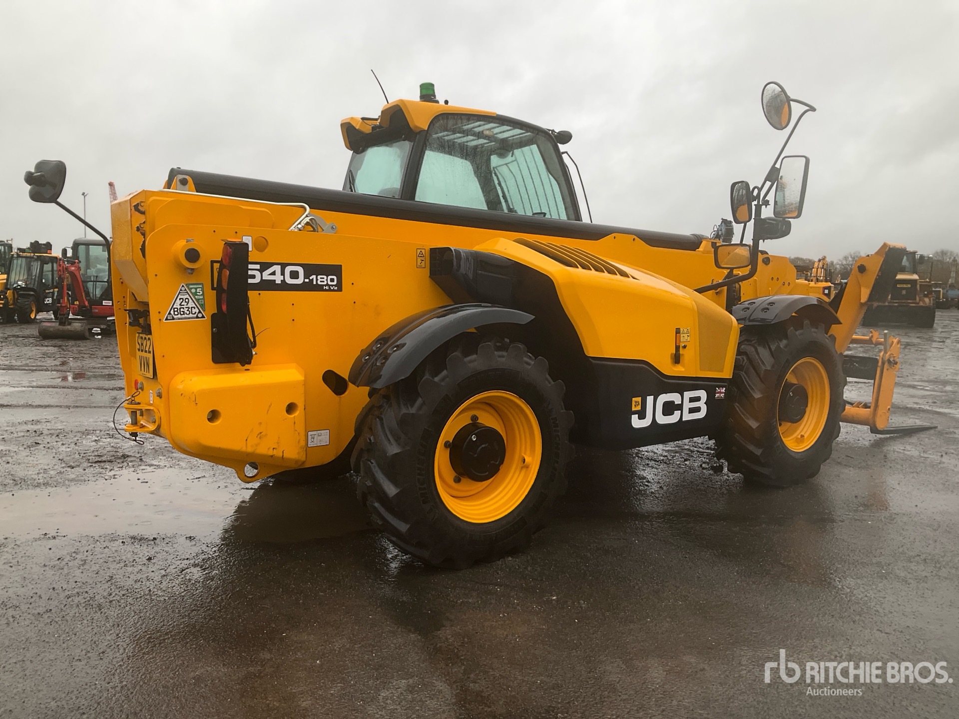 General Appearance with Imagen: esquina trasera derecha